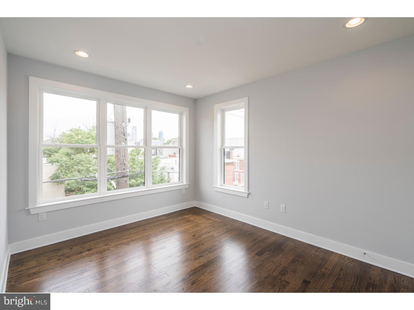 POINT BREEZE - Residential