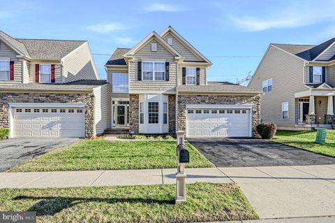 325 PIERCE RUN NEWARK DE 19702