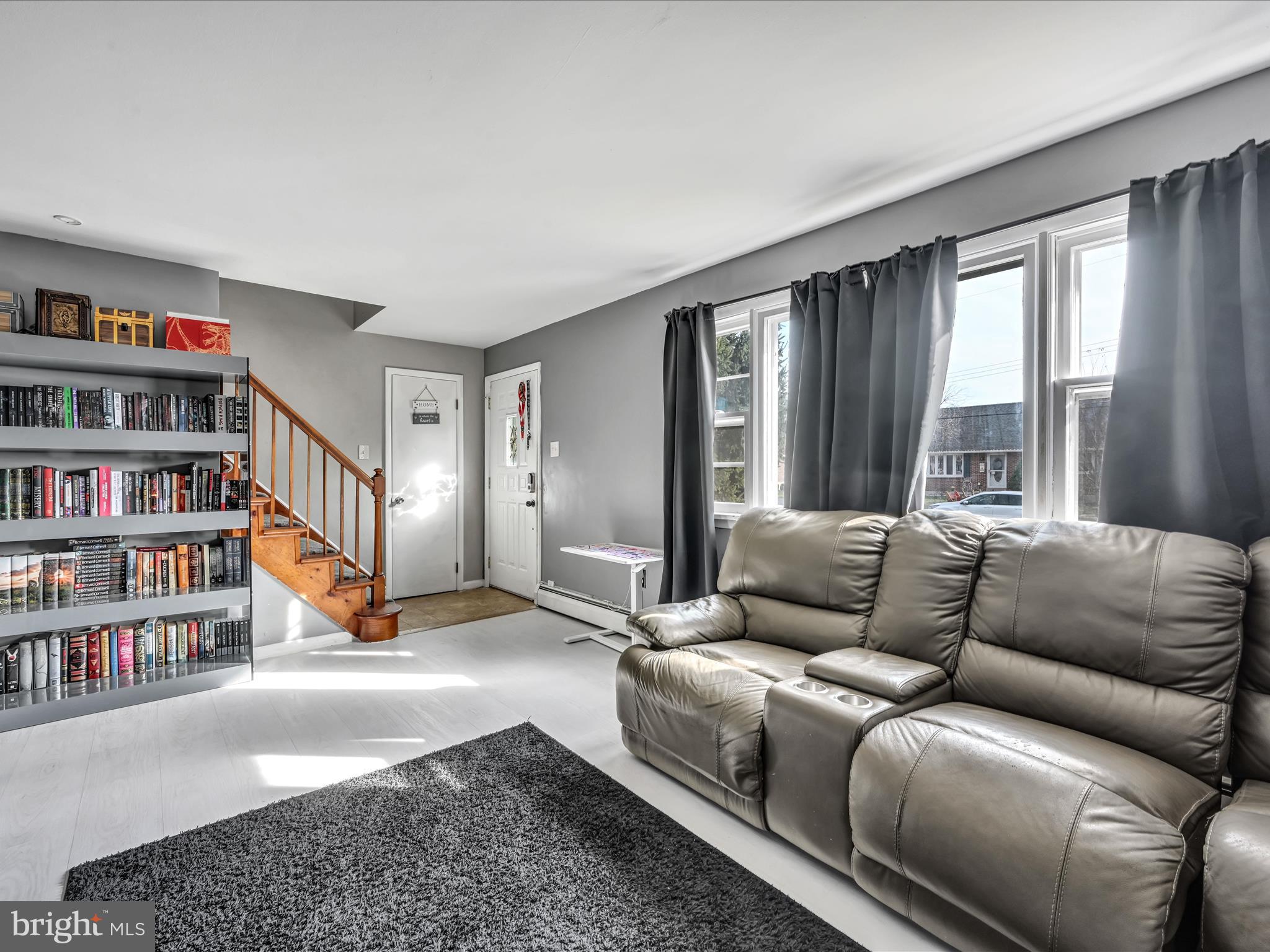 LIONS LAKE NORTH - Residential