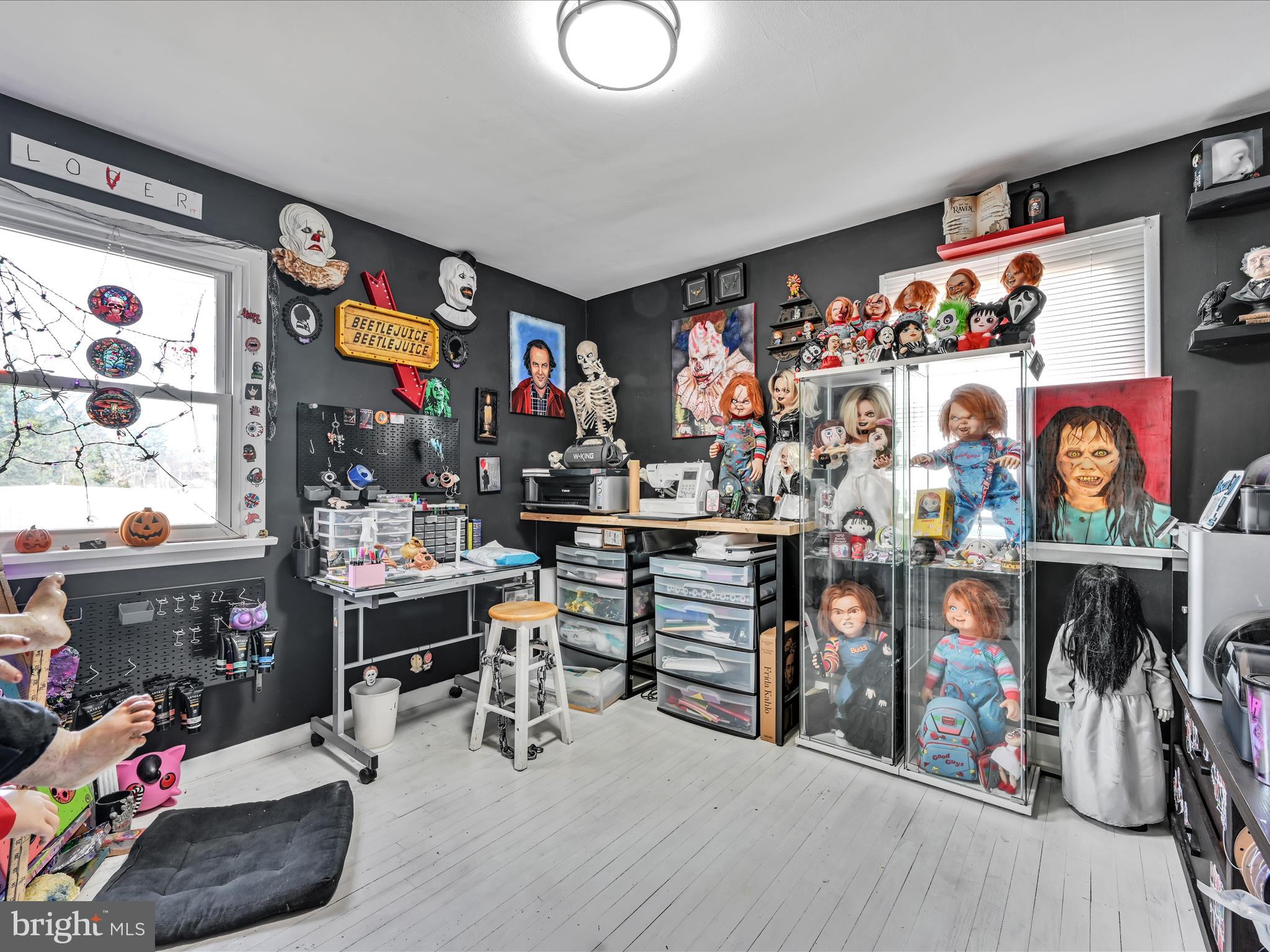 LIONS LAKE NORTH - Residential