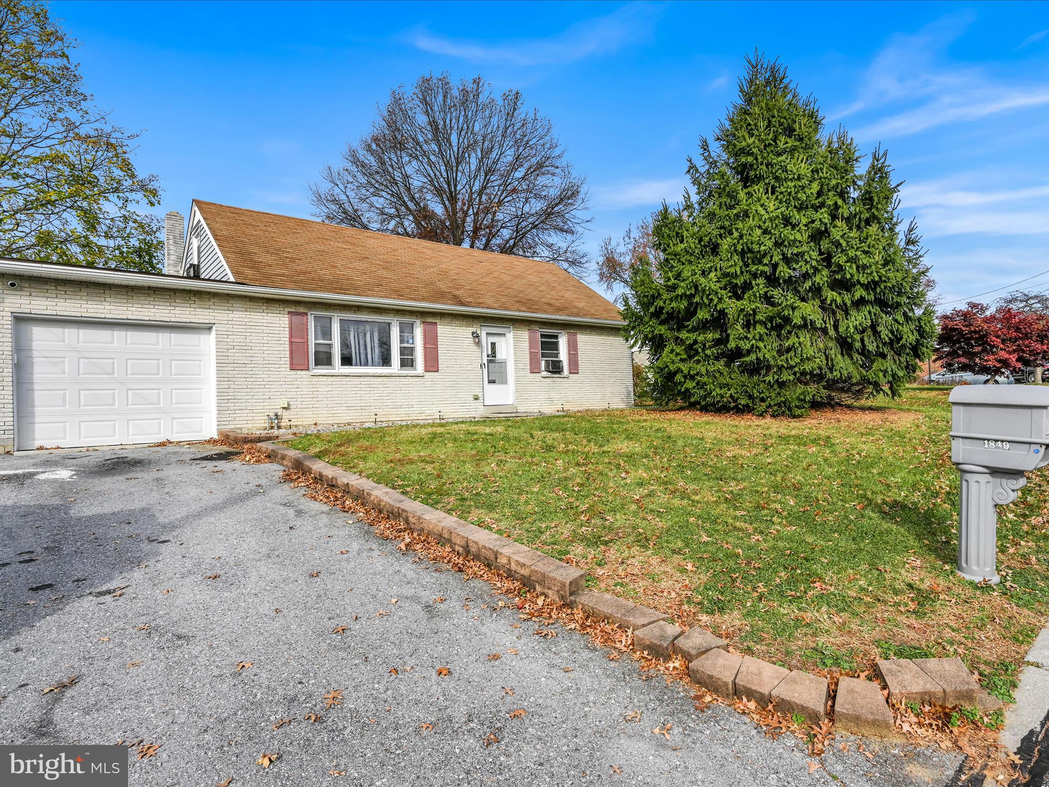 LIONS LAKE NORTH - Residential