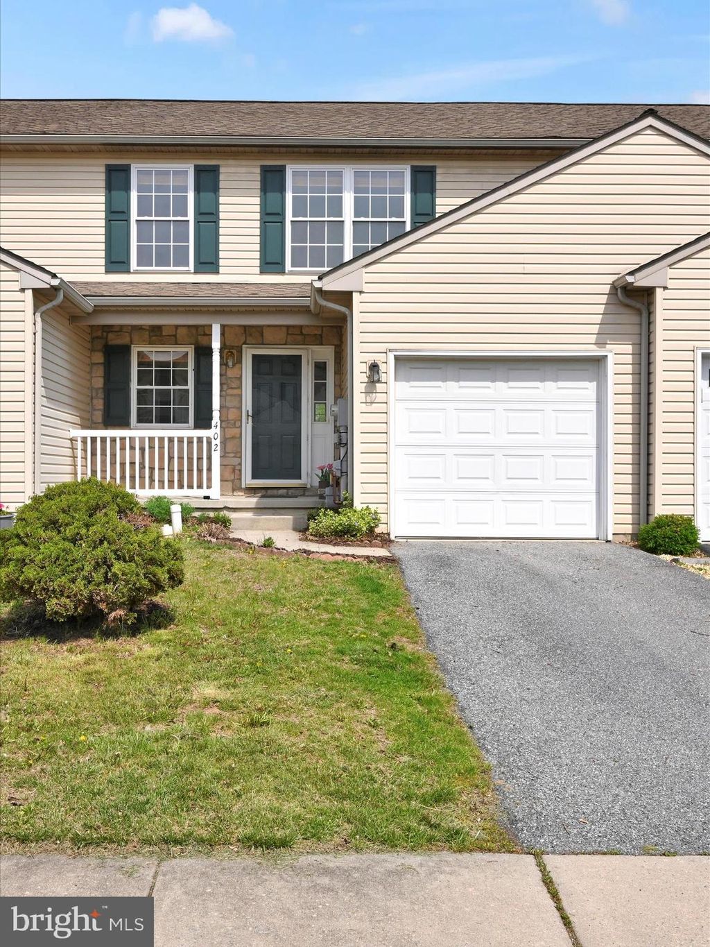 Photo of 402 Elmshire Drive, LANCASTER, PA 17603 (MLS # PALA2066964)