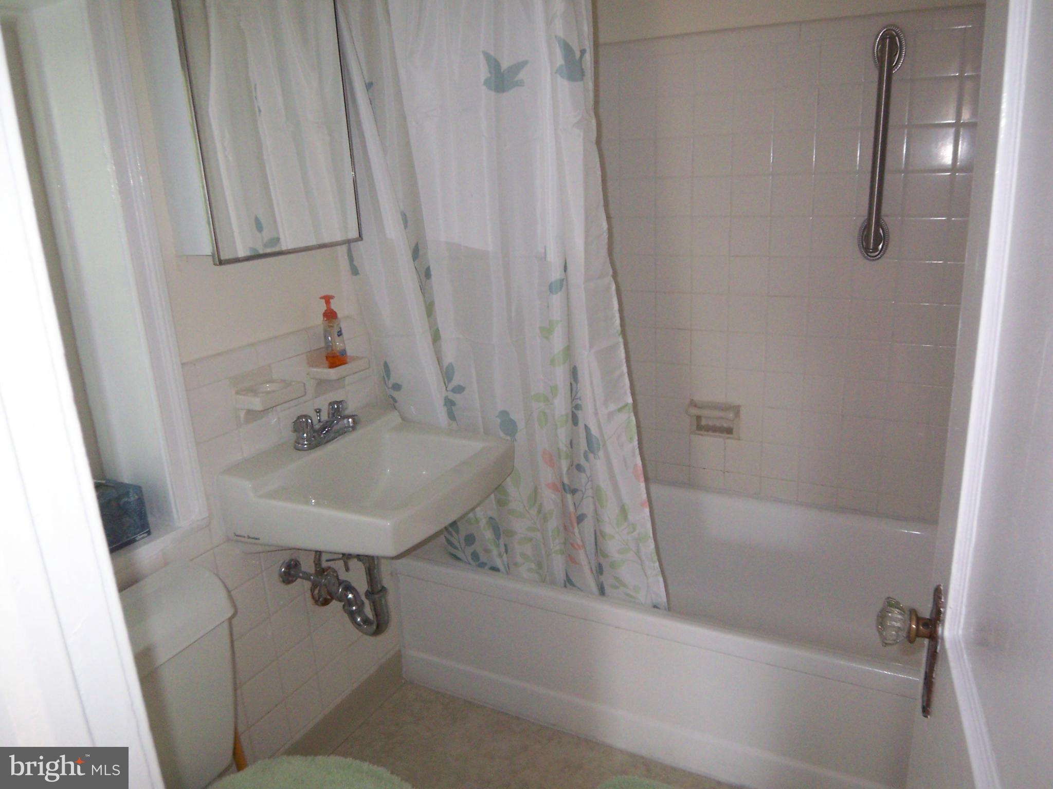 WESTOVER - Residential Lease