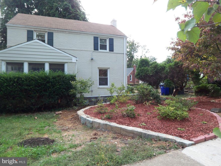 Do you want a updated Colonial home in Arlington that is 1.3 miles to the Metro, 3 blocks from the bike/hiking path, with off street parking?  How about a new kitchen with granite counter tops and stainless steel appliances? Would you like a deck, fenced yard with a garden shed to stores bikes, etc? This cute home is available in January.