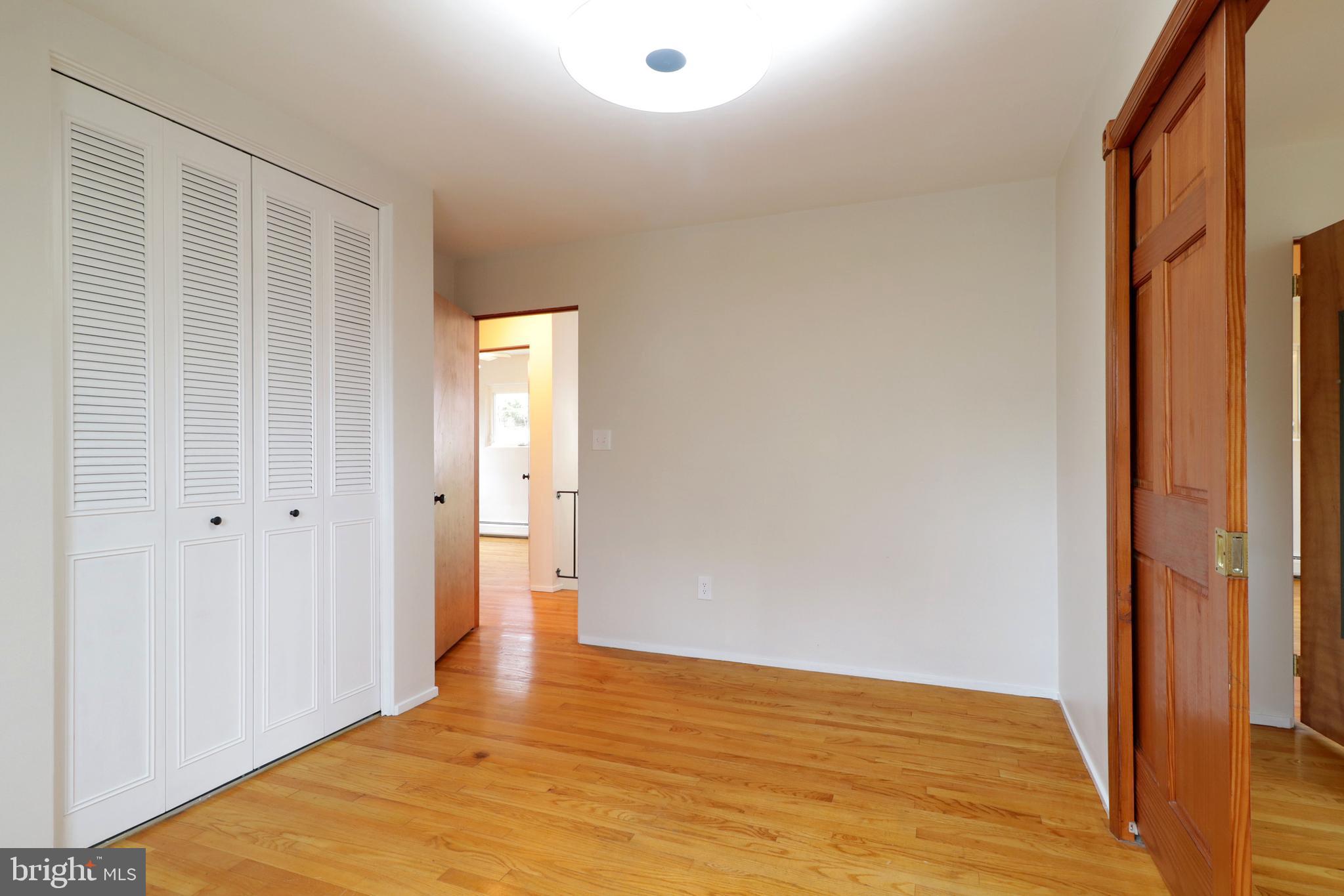 HOLMES-FOSTER - Residential