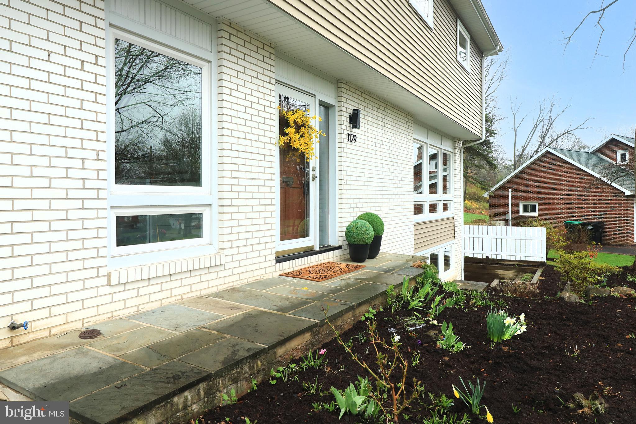 HOLMES-FOSTER - Residential