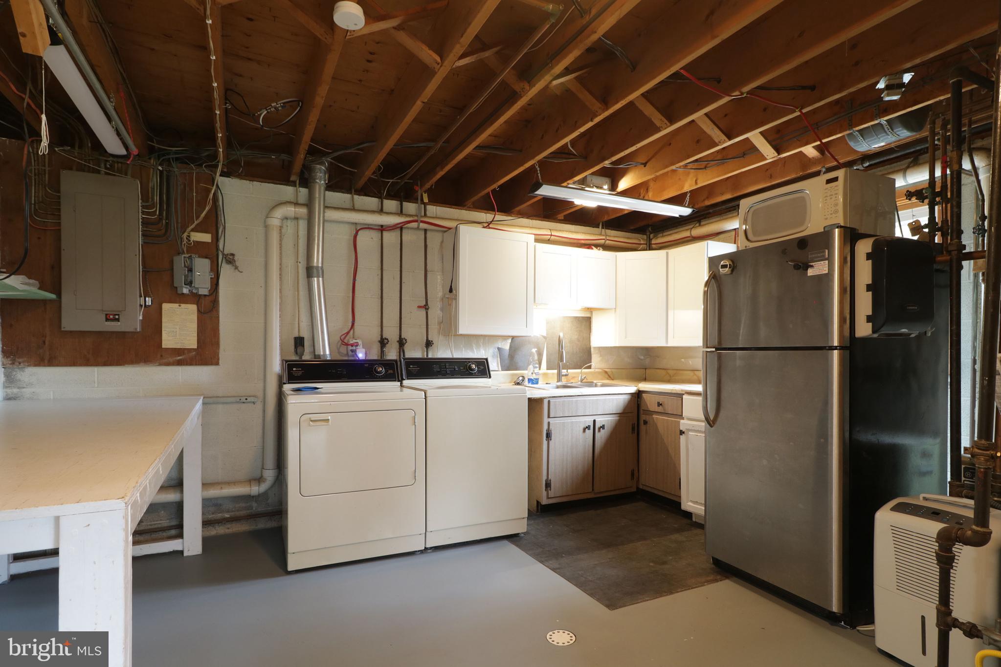 HOLMES-FOSTER - Residential