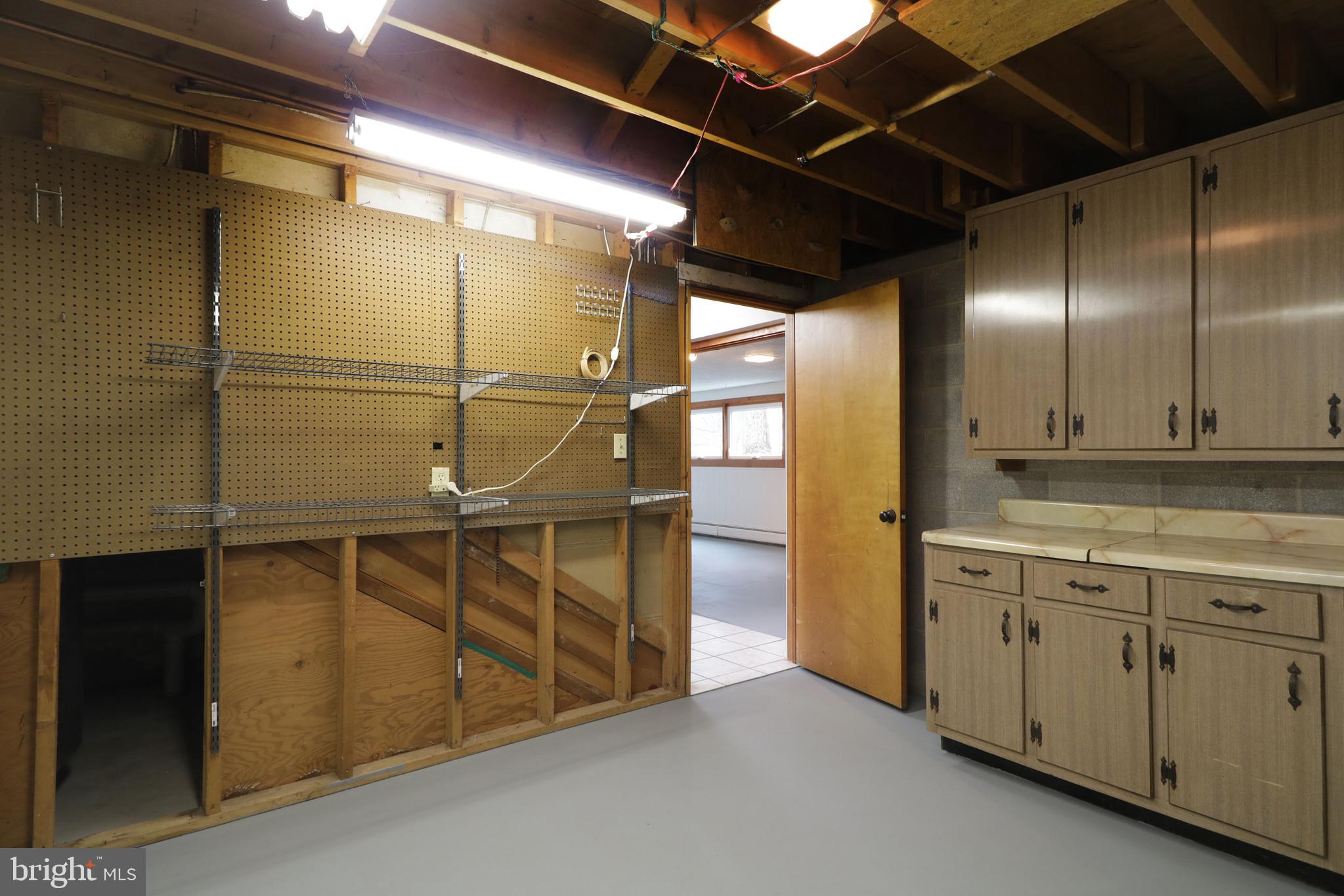 HOLMES-FOSTER - Residential