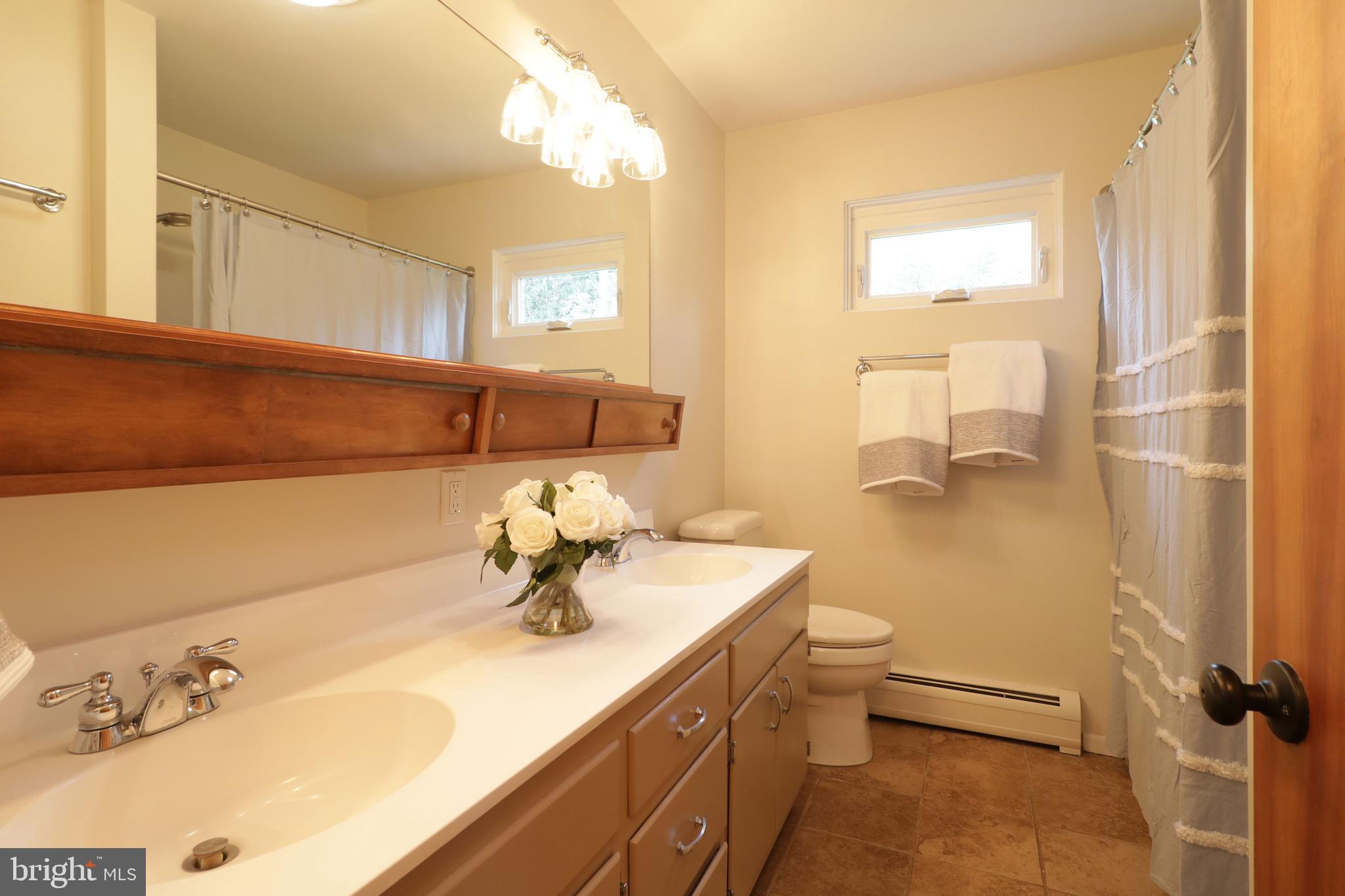 HOLMES-FOSTER - Residential