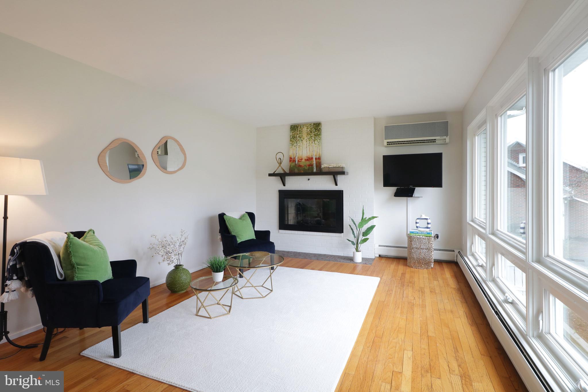 HOLMES-FOSTER - Residential