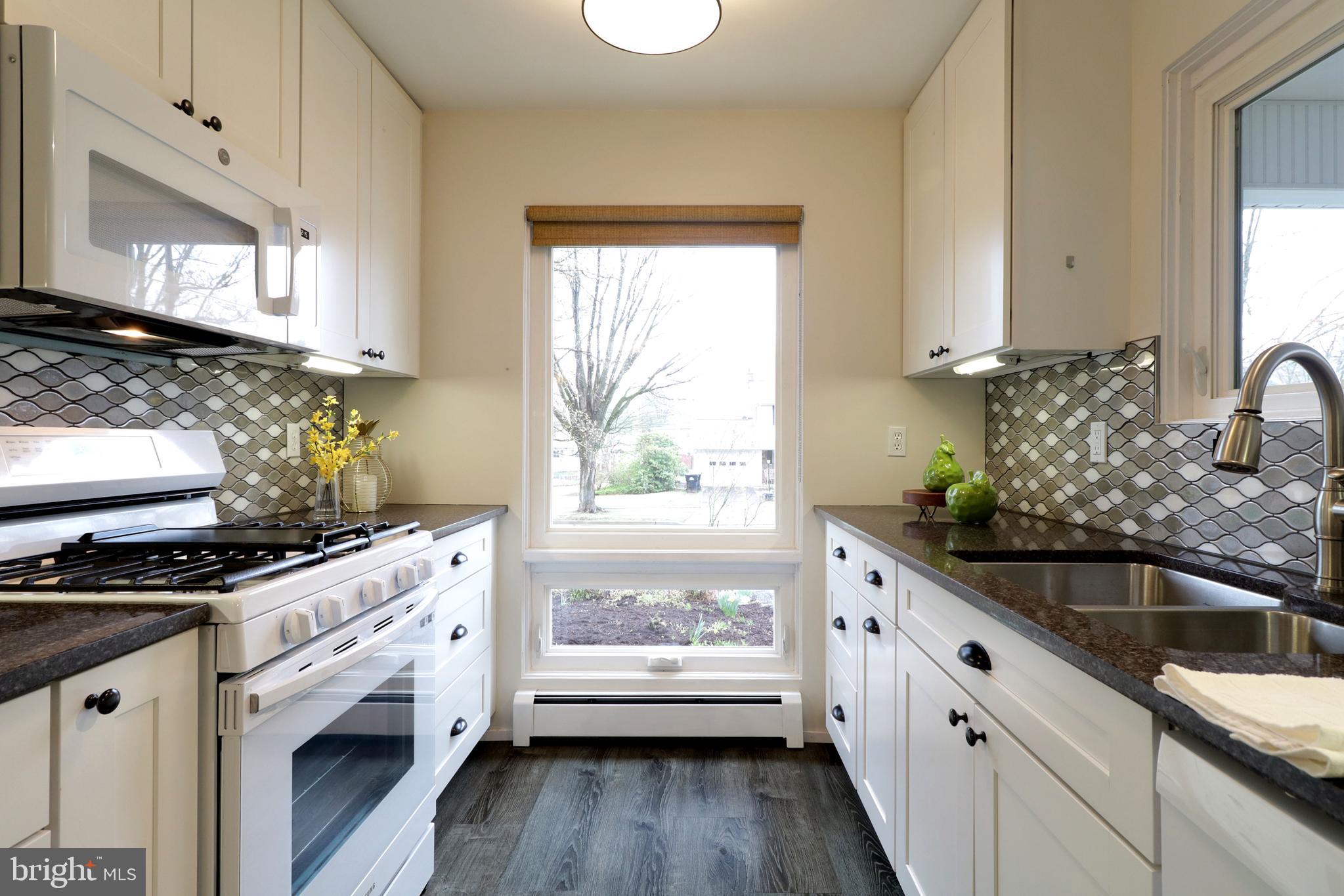 HOLMES-FOSTER - Residential