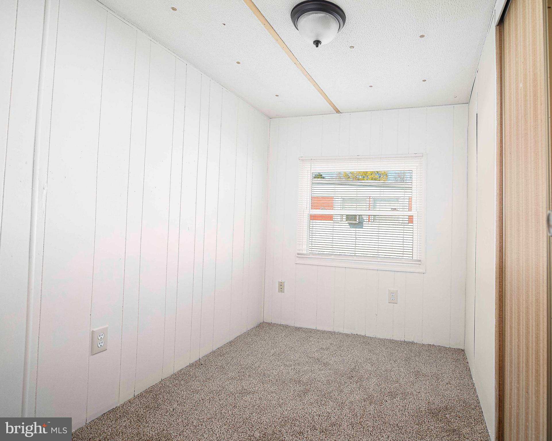 HARFORD MOBILE VILLAGE - Residential