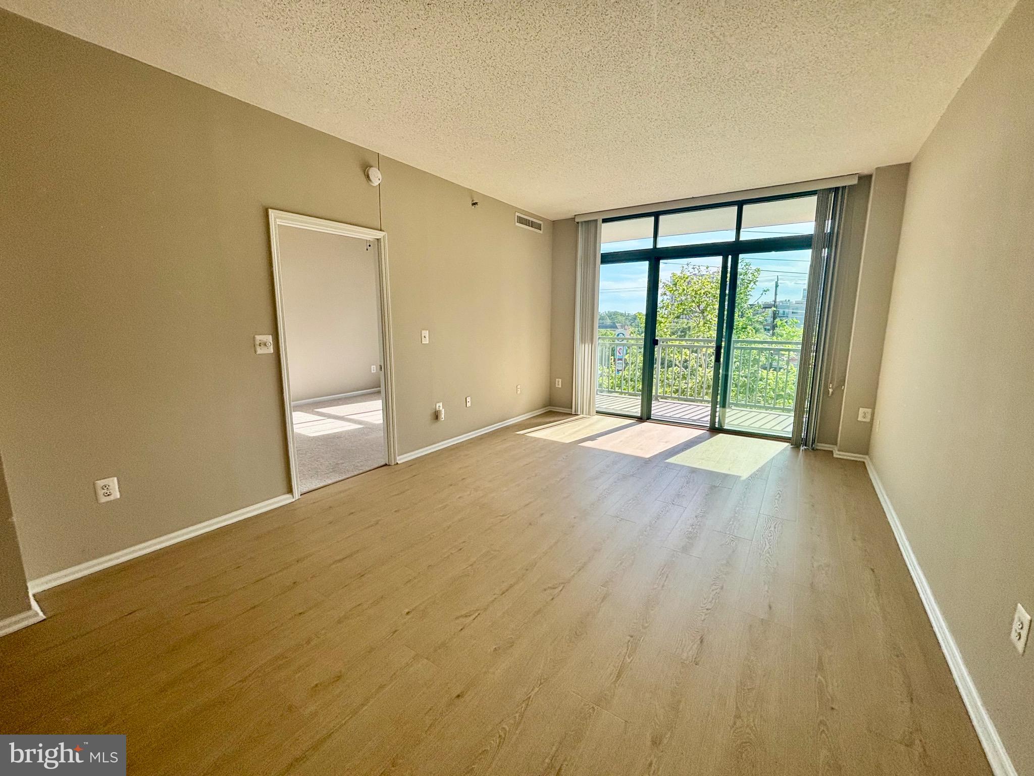 THE STERLING AT THE METRO - Residential
