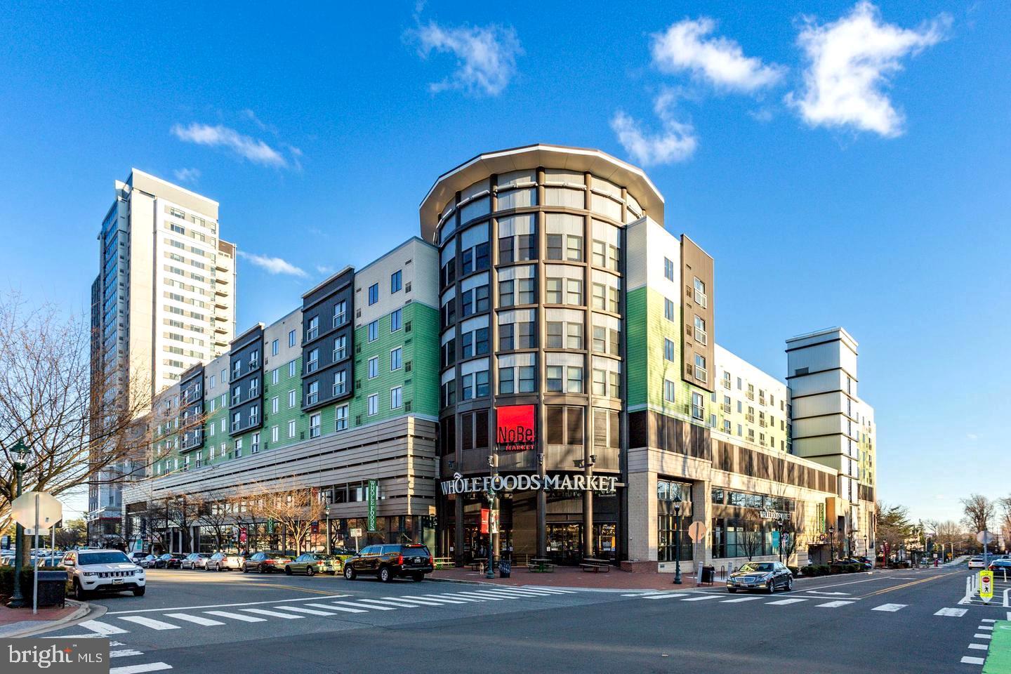 THE STERLING AT THE METRO - Residential