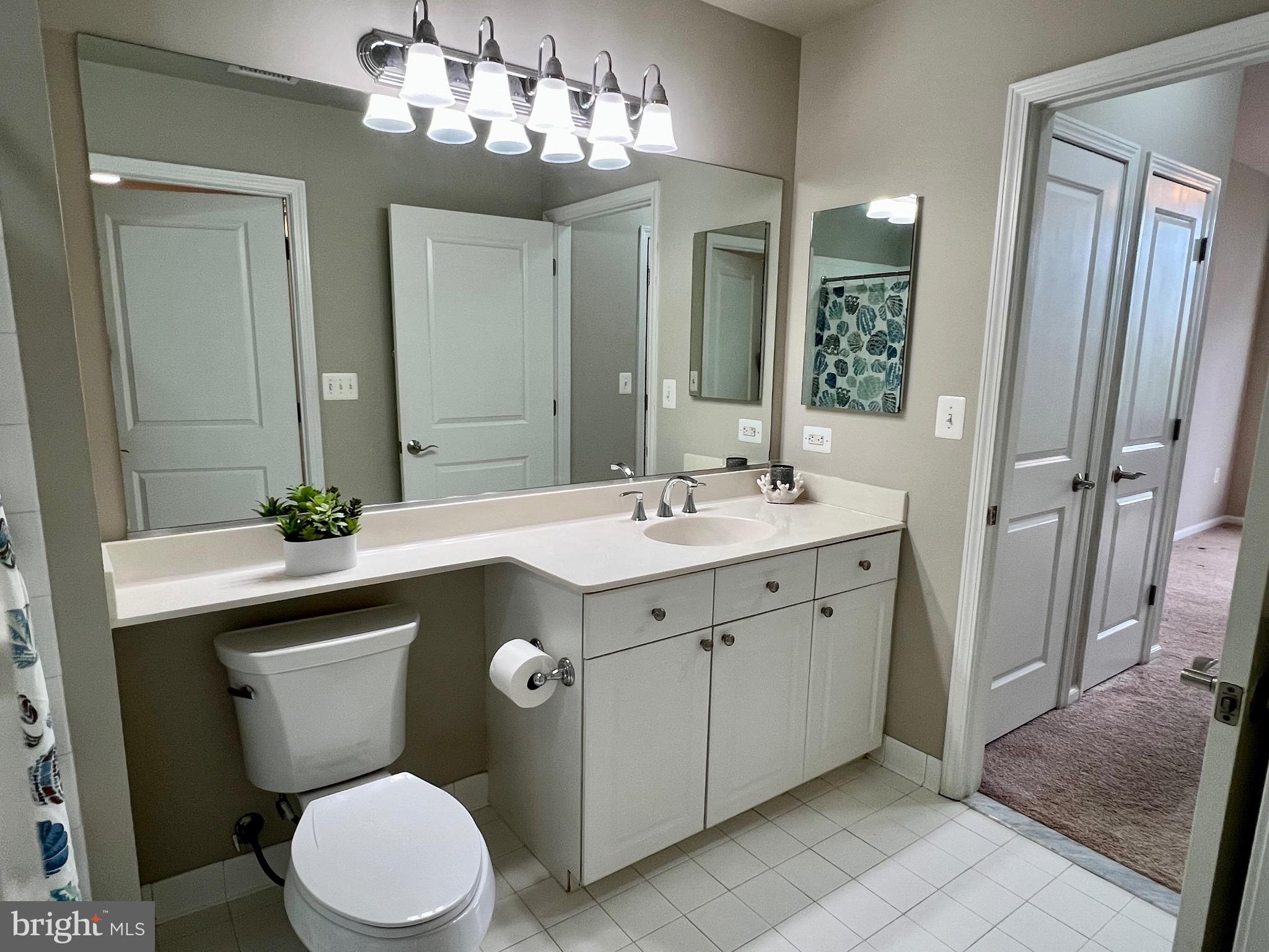 THE STERLING AT THE METRO - Residential