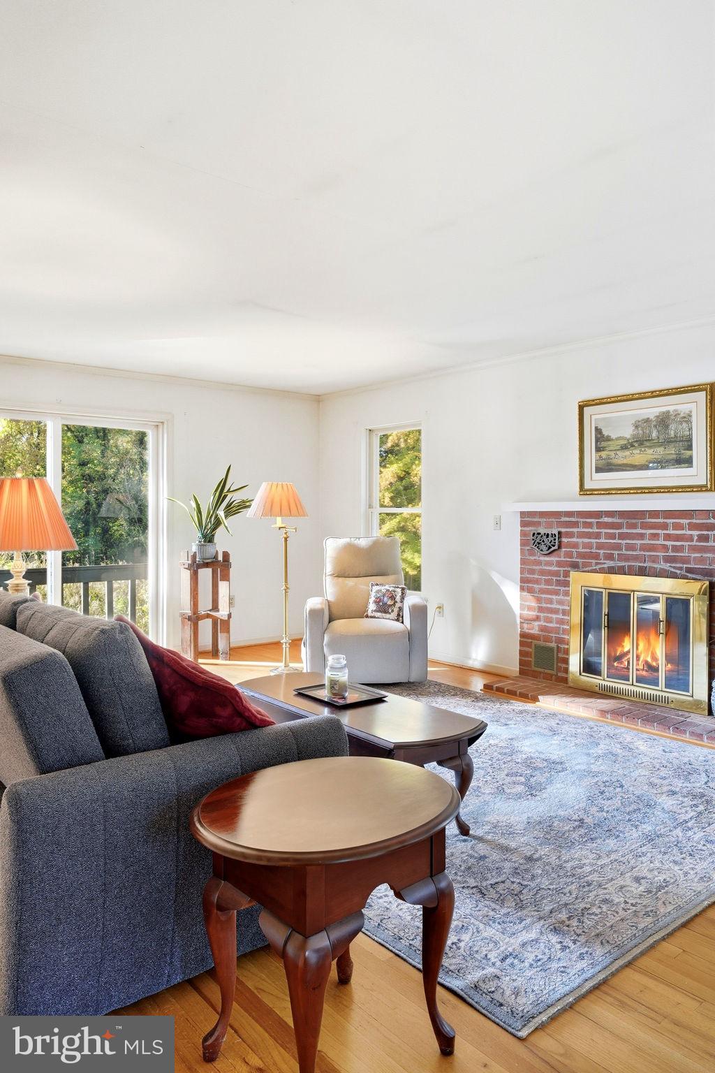 10 CEDAR CHASE COURT