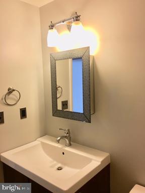 GRADUATE HOSPITAL - Residential Lease