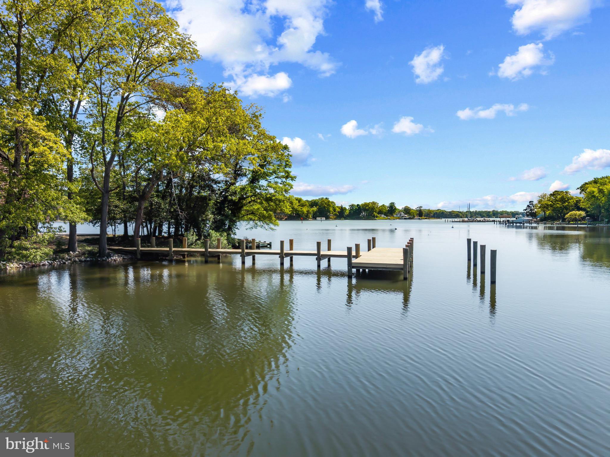 FAIR OAKS ON THE MAGOTHY - Residential