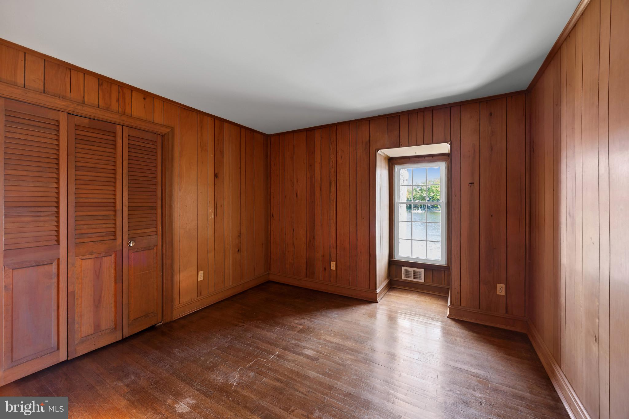 FAIR OAKS ON THE MAGOTHY - Residential