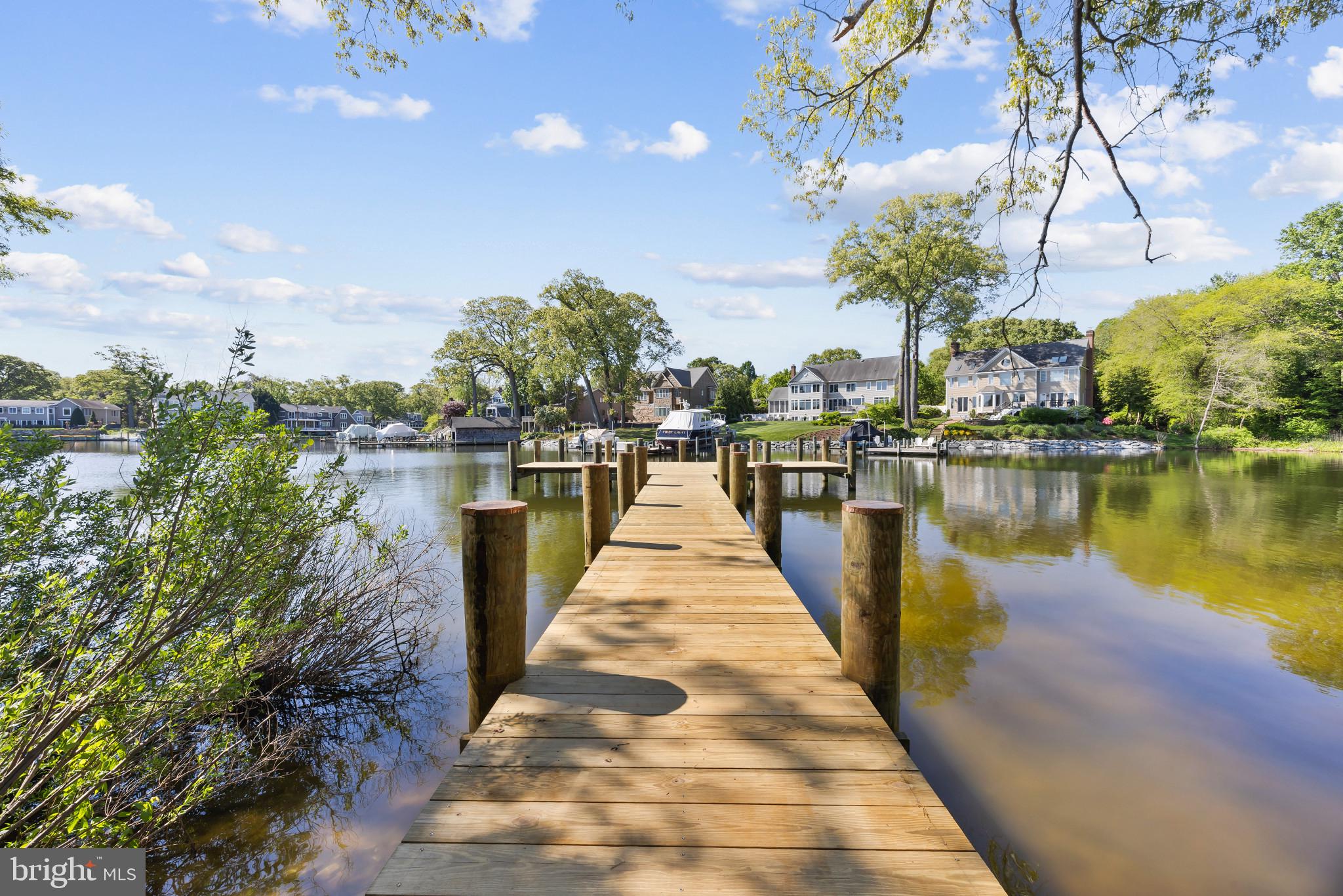 FAIR OAKS ON THE MAGOTHY - Residential