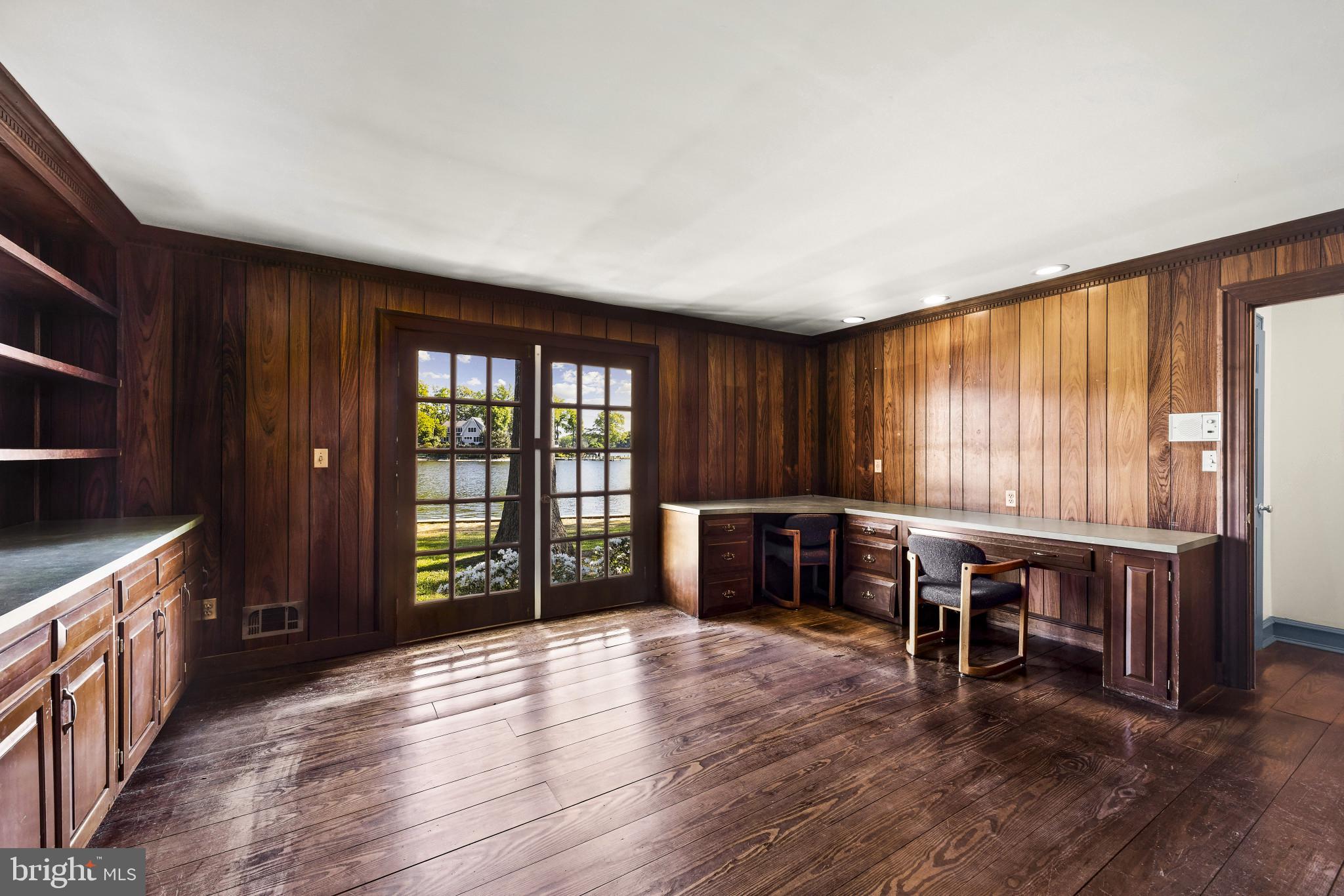 FAIR OAKS ON THE MAGOTHY - Residential