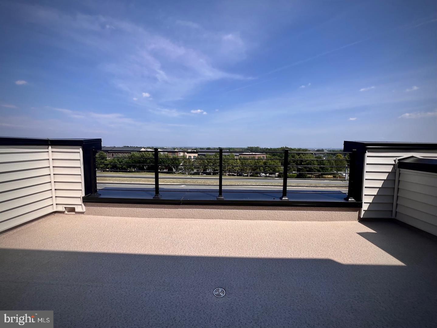 23162 HORSESHOE TRAIL SQUARE