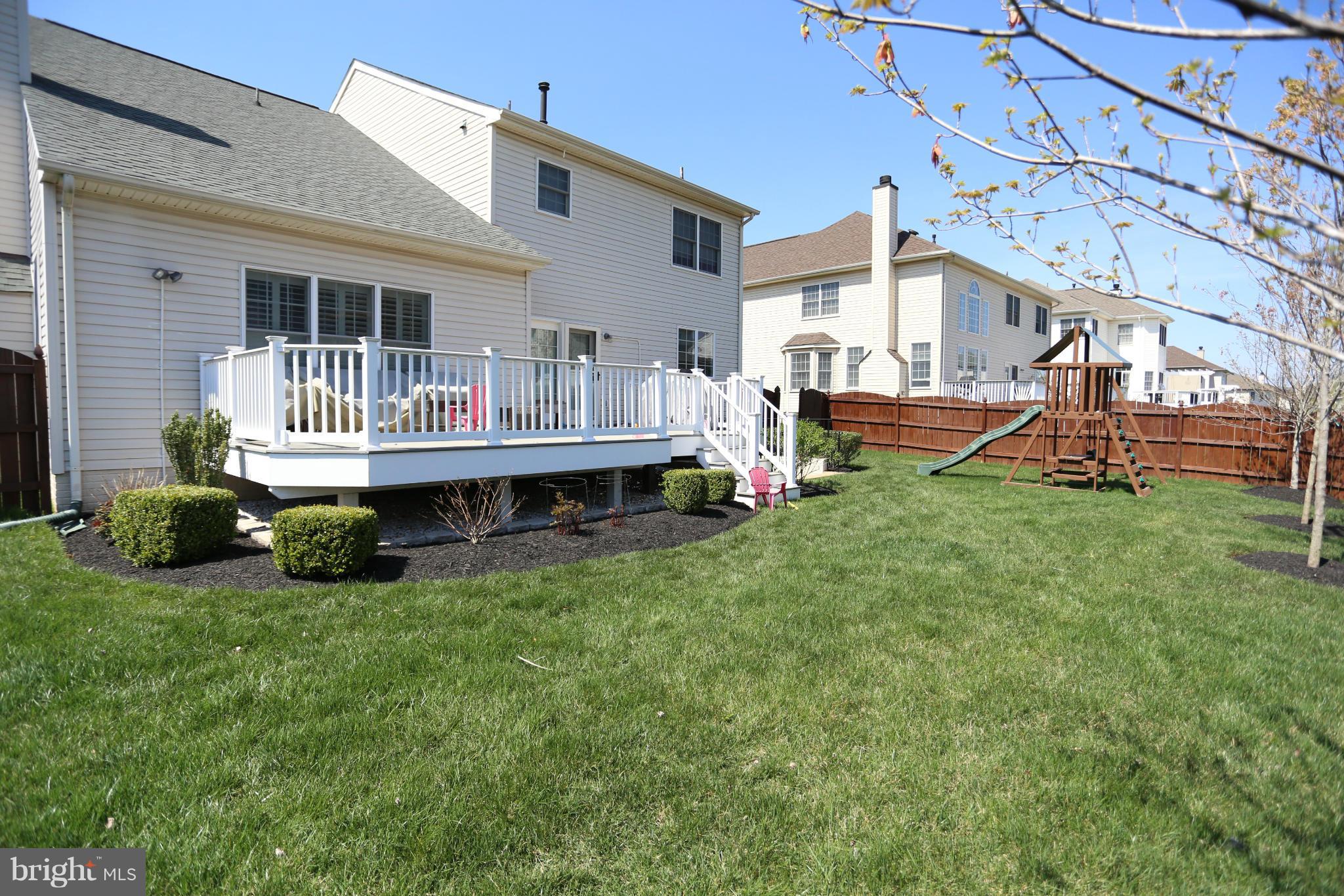 LOUDOUN VALLEY ESTATES - Residential