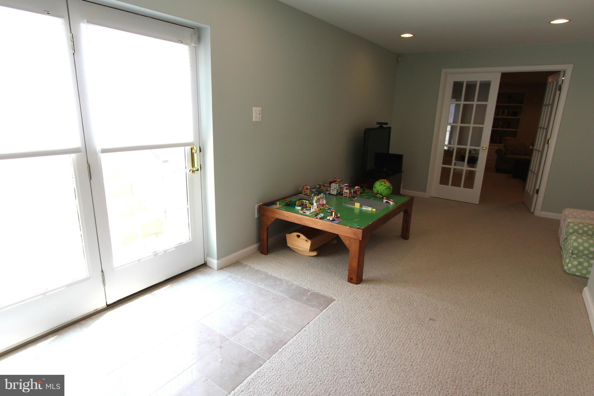 LOUDOUN VALLEY ESTATES - Residential