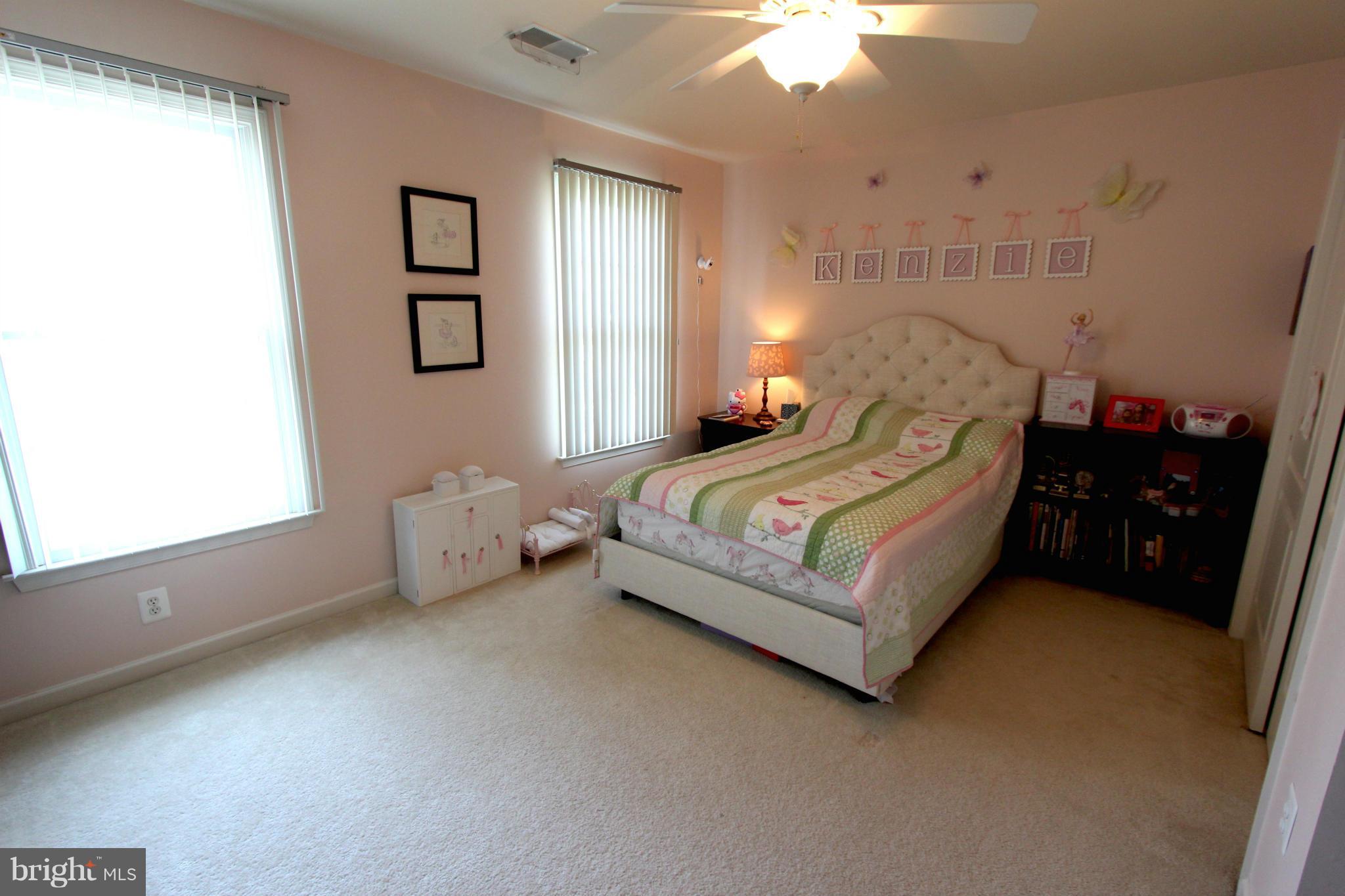 LOUDOUN VALLEY ESTATES - Residential