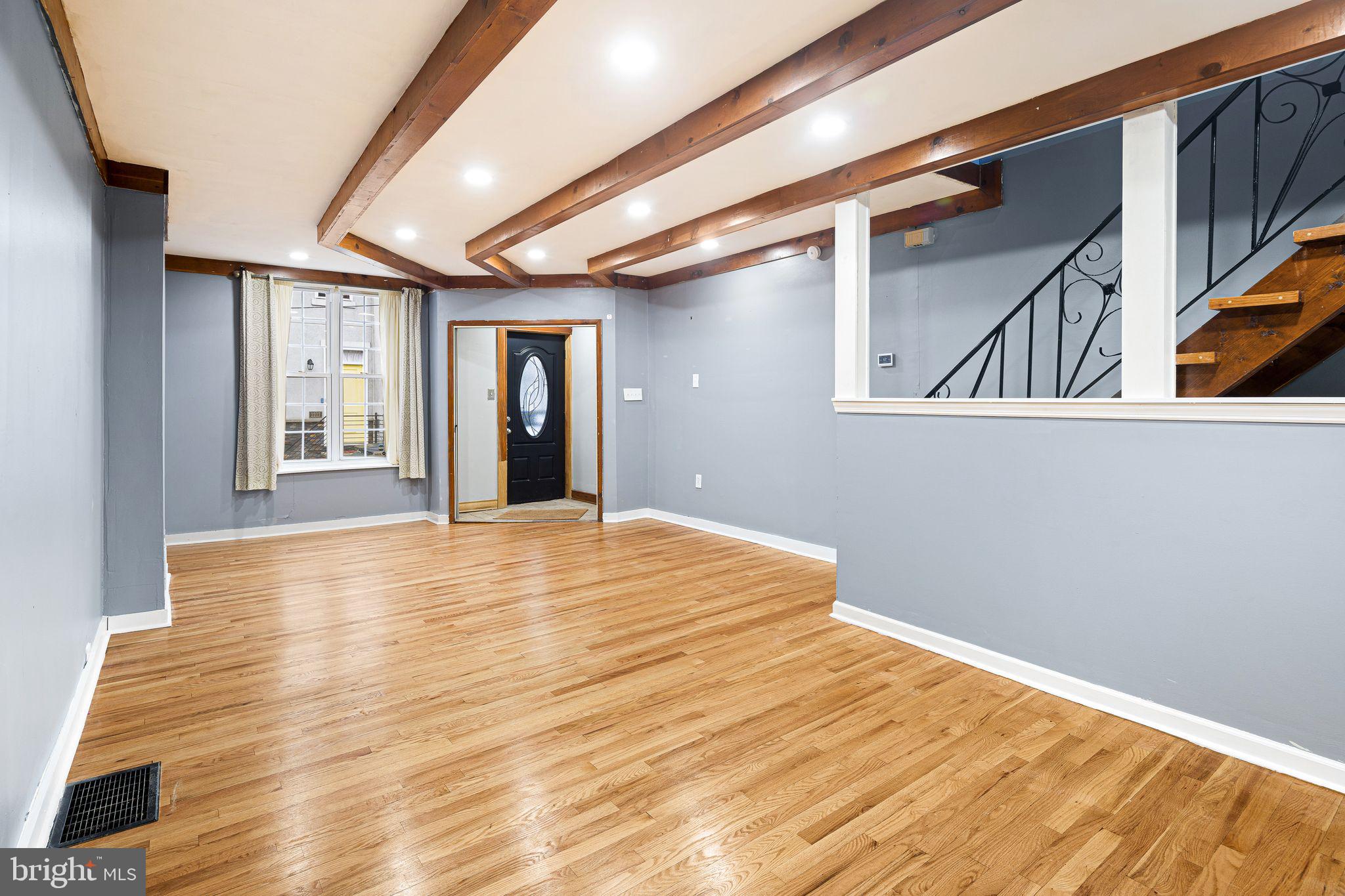 POINT BREEZE - Residential