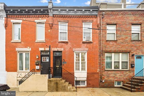 Townhouse For Sale - 1216 S Bonsall Street<br/> PHILADELPHIA, PA 19146