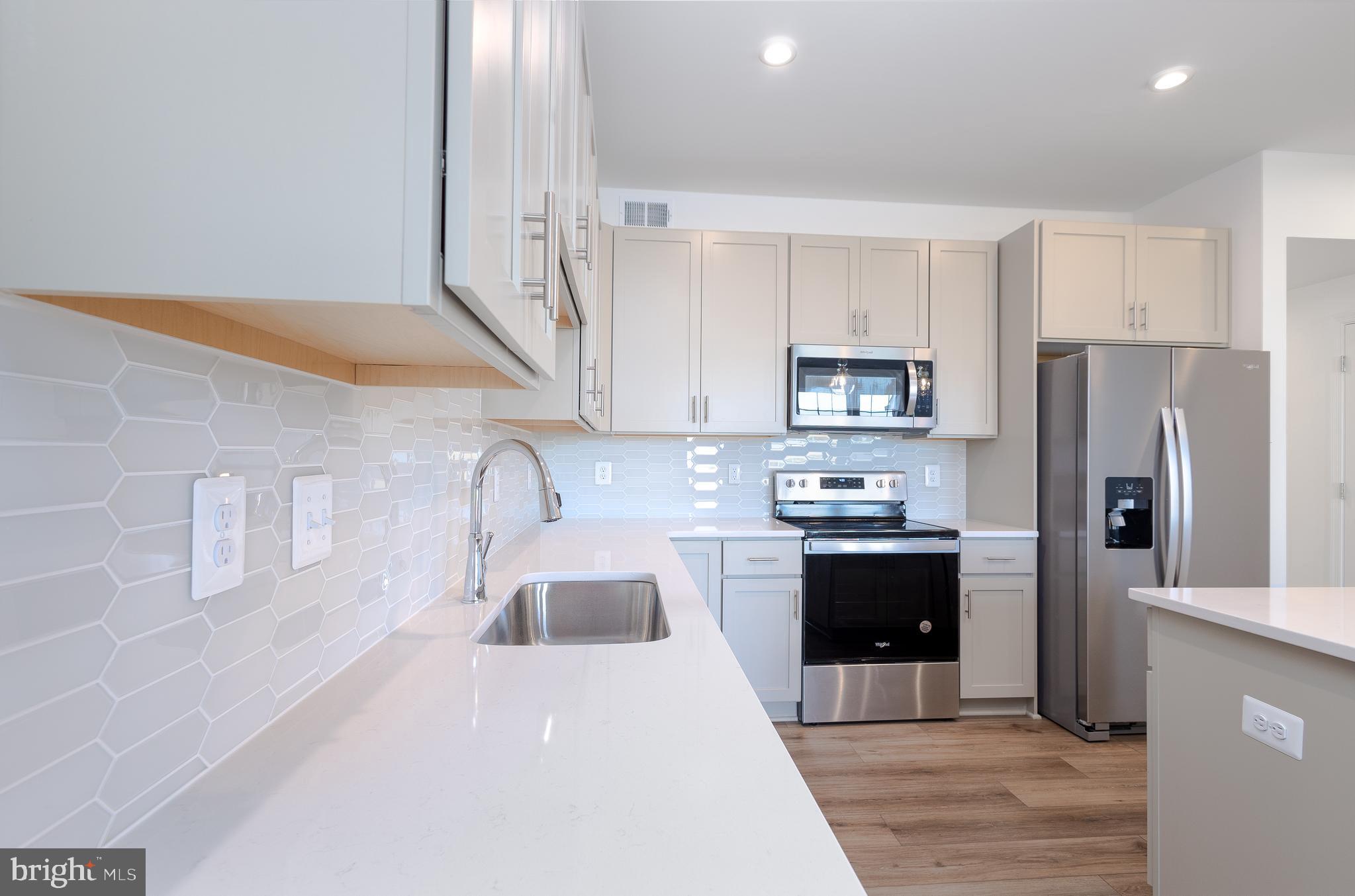 SOUTH BROOK - Residential Lease