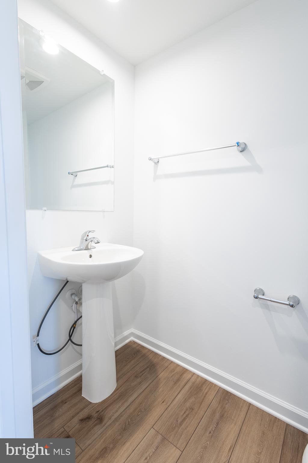 SOUTH BROOK - Residential Lease