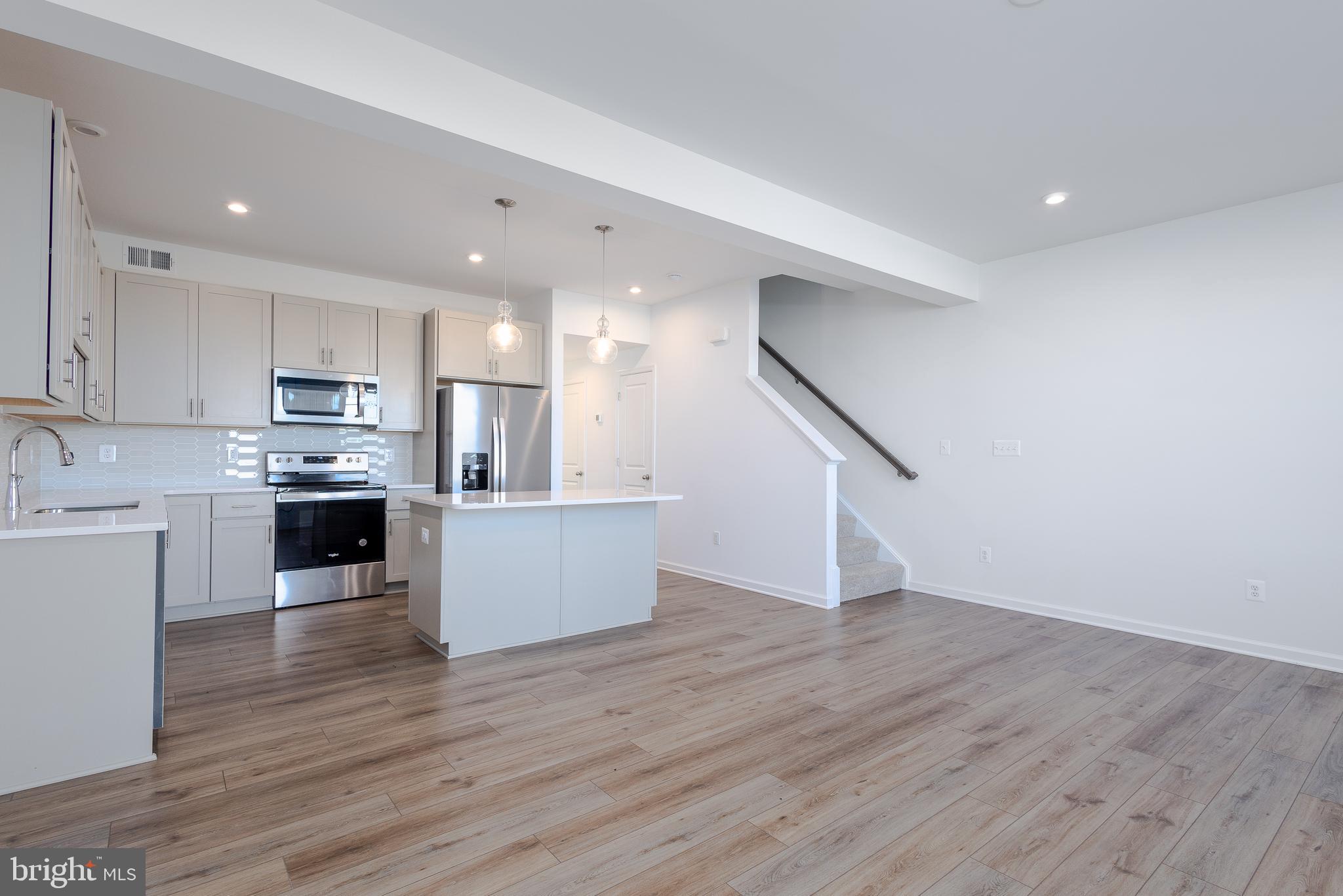 SOUTH BROOK - Residential Lease