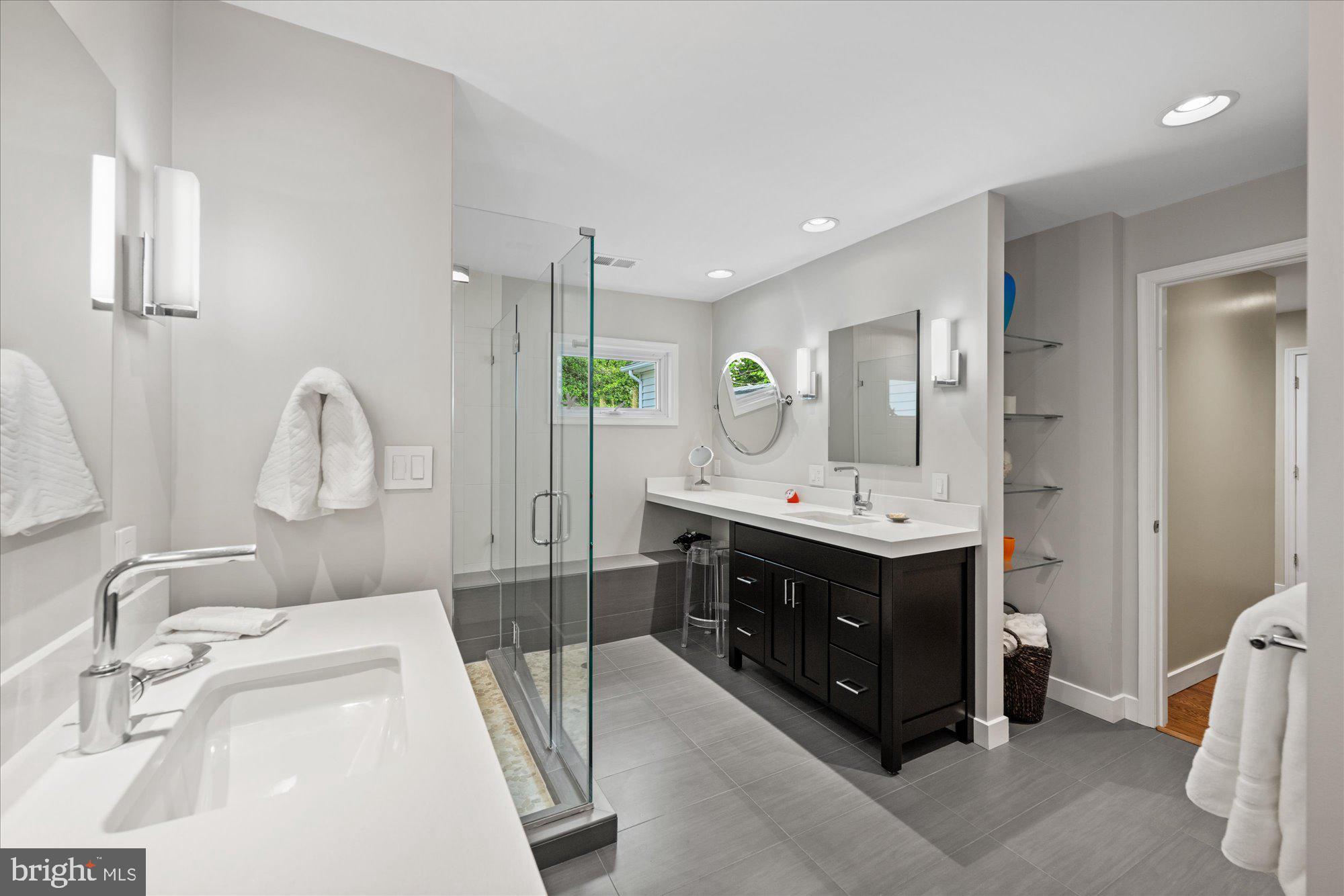 MC LEAN HUNT - Residential