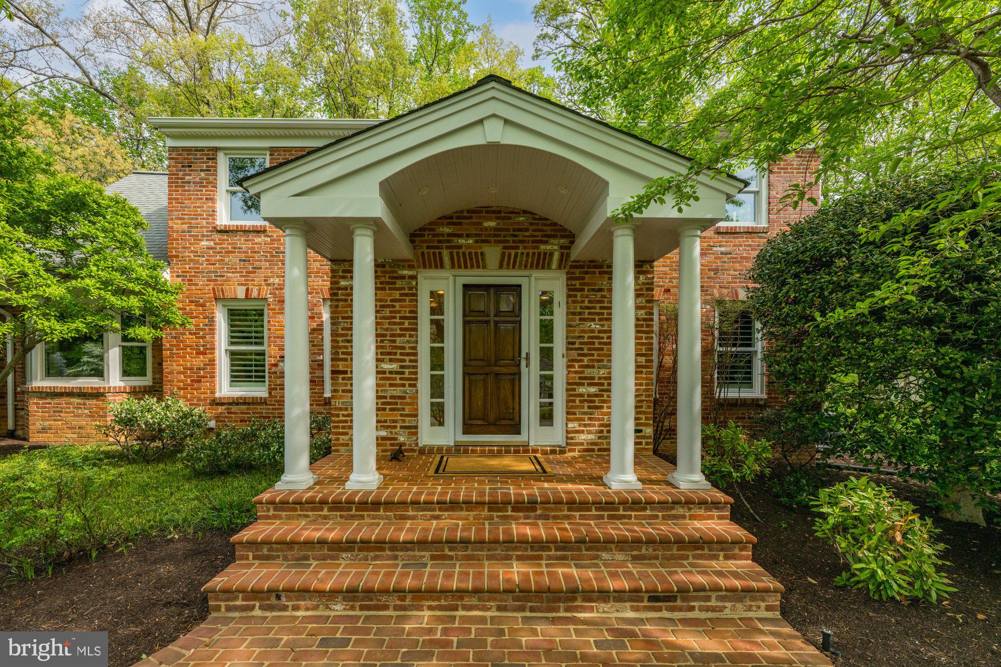 MC LEAN HUNT - Residential