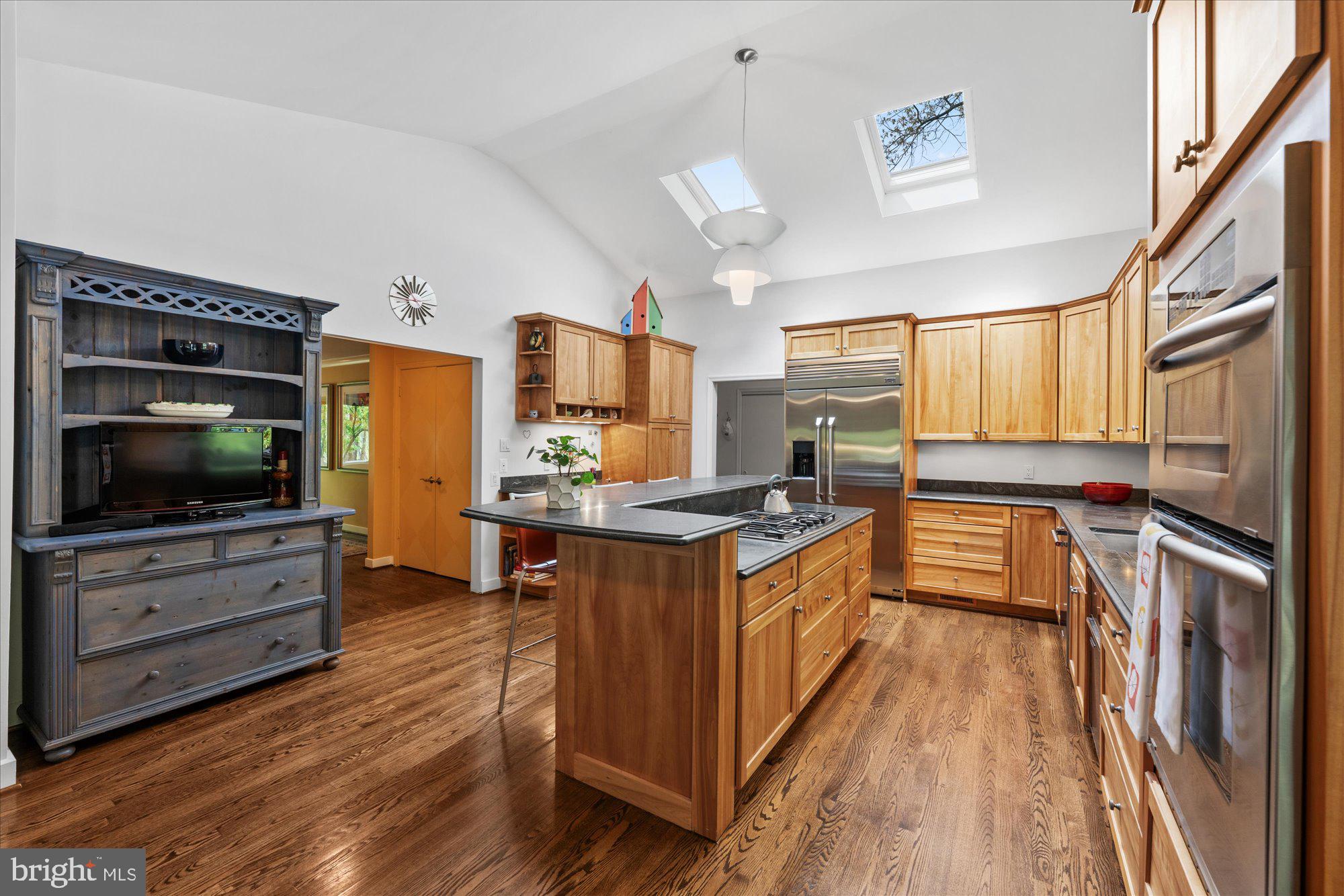 MC LEAN HUNT - Residential