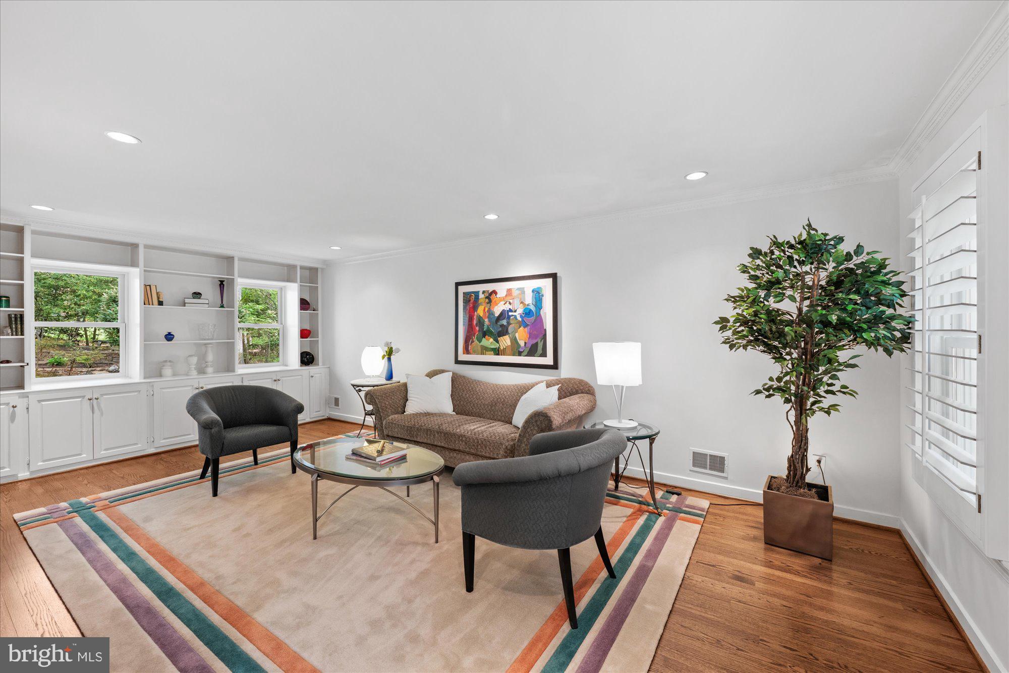 MC LEAN HUNT - Residential