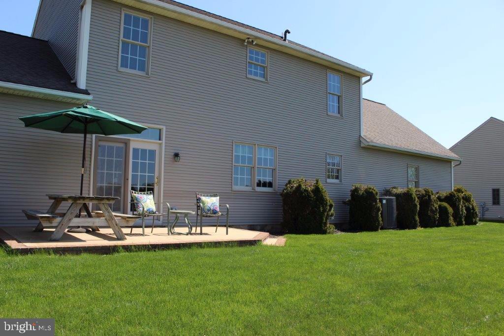 OLDE FIELD - Residential