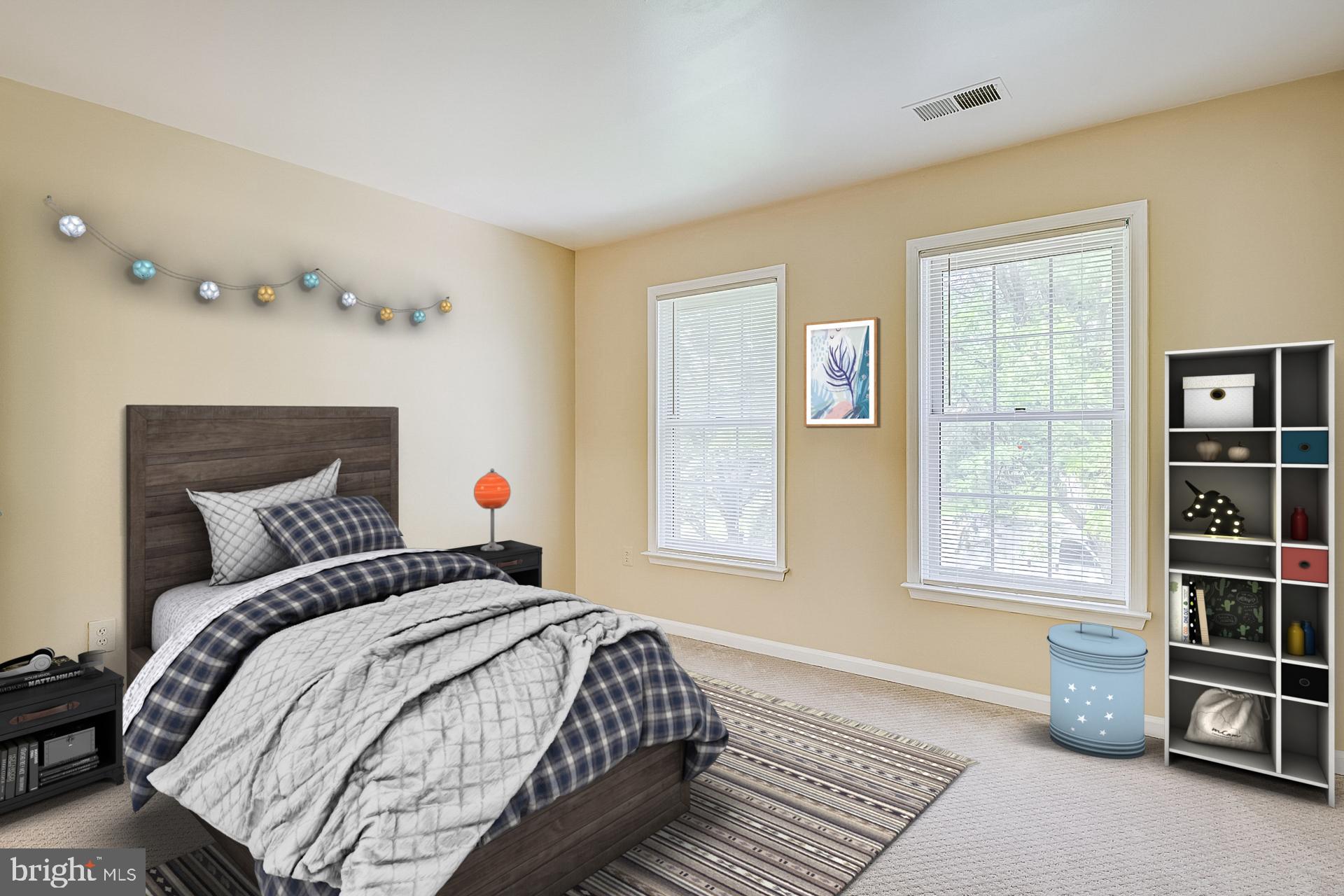 CRESTBROOK - Residential