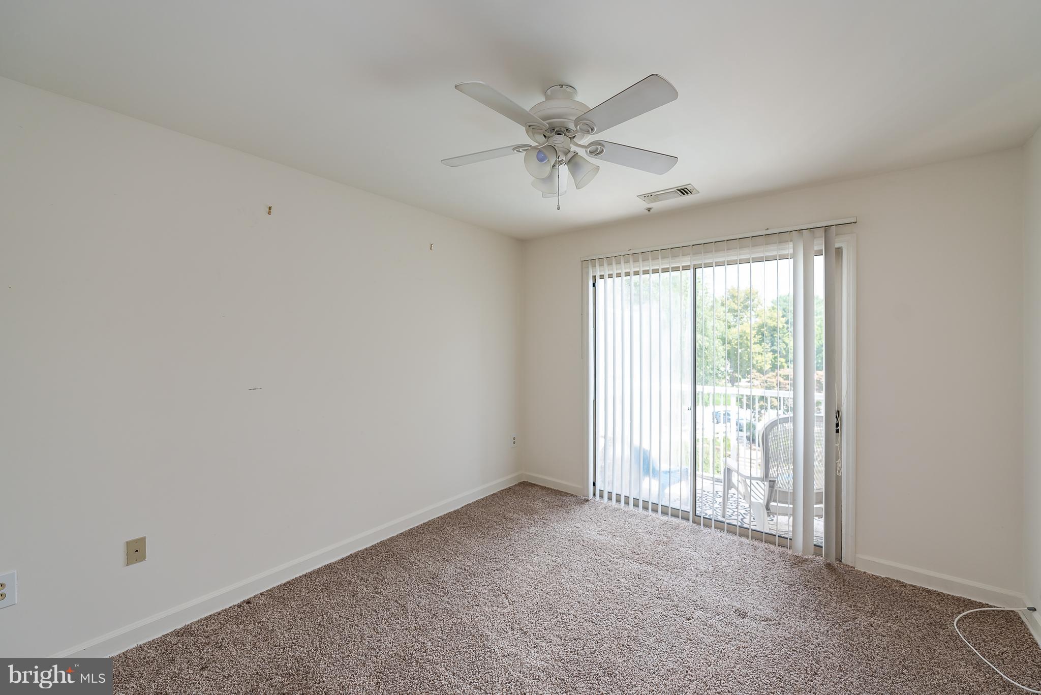 FALLS GABLE - Residential Lease