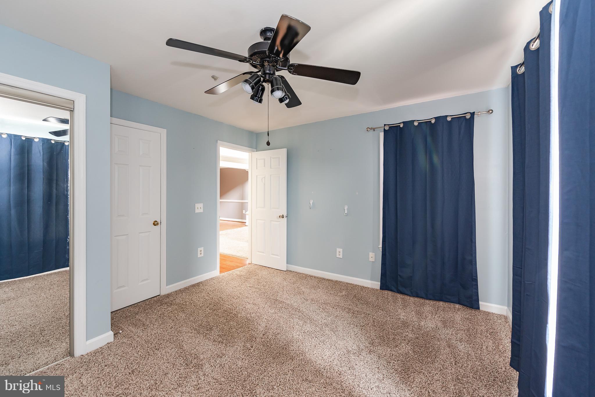 FALLS GABLE - Residential Lease