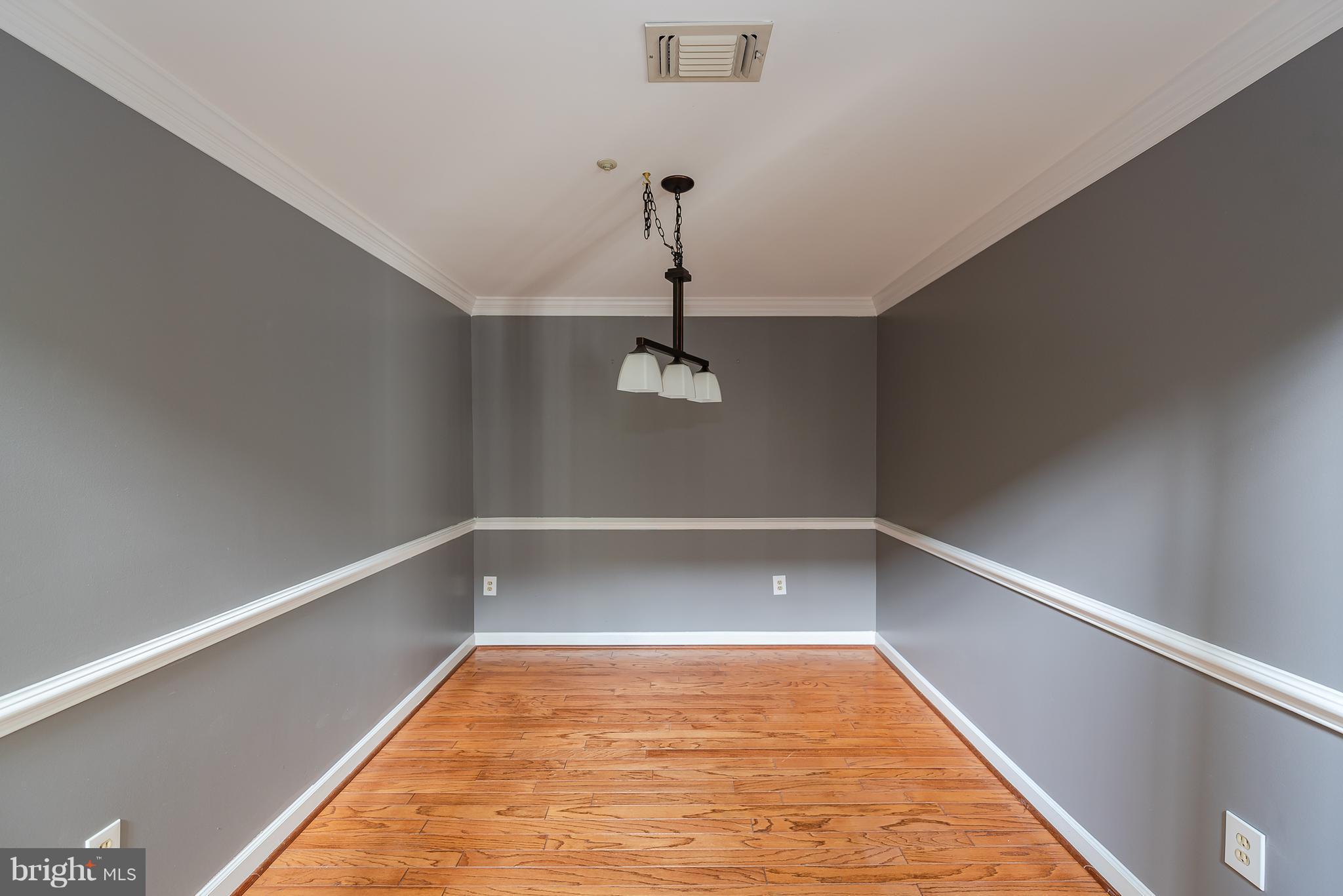 FALLS GABLE - Residential Lease