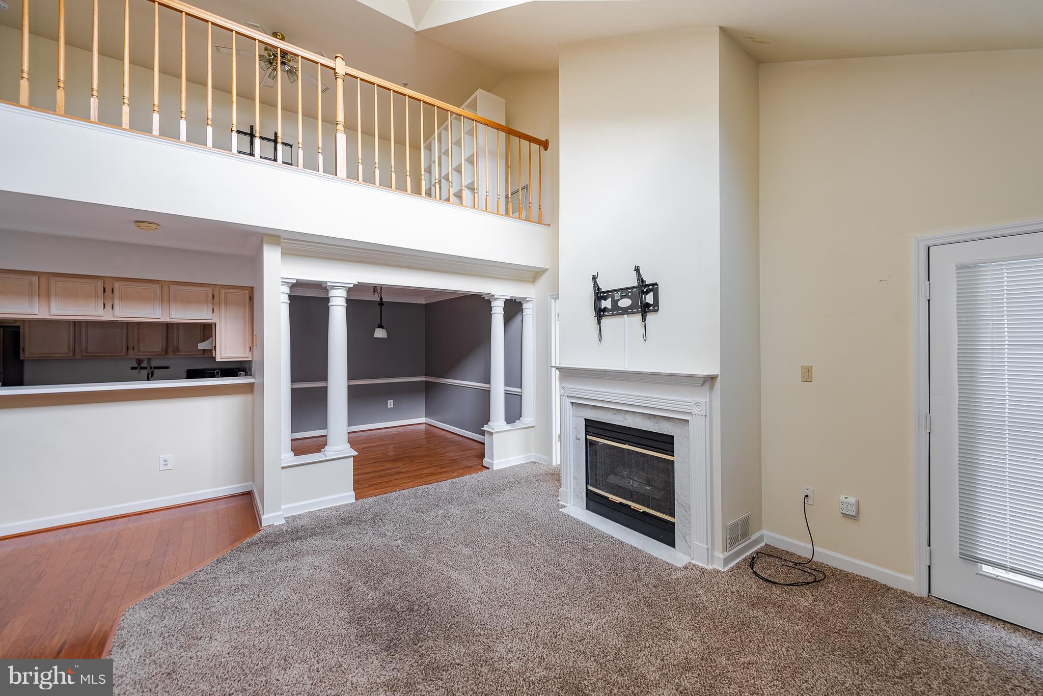 FALLS GABLE - Residential Lease