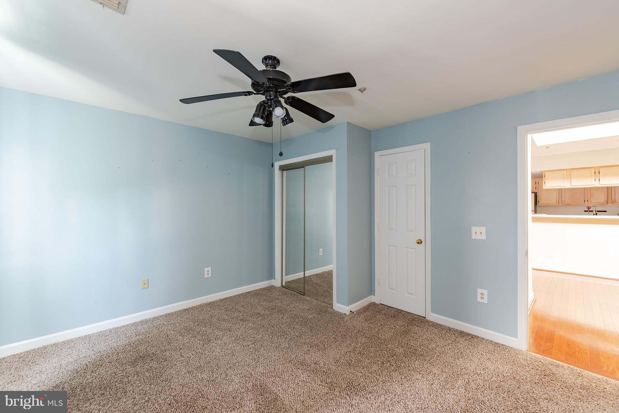 FALLS GABLE - Residential Lease