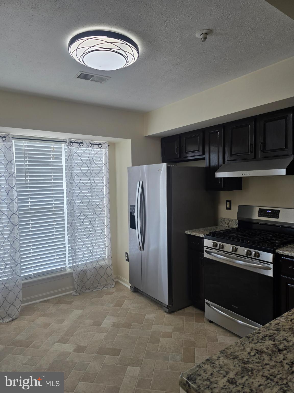 NEW MARKET WEST - Residential Lease