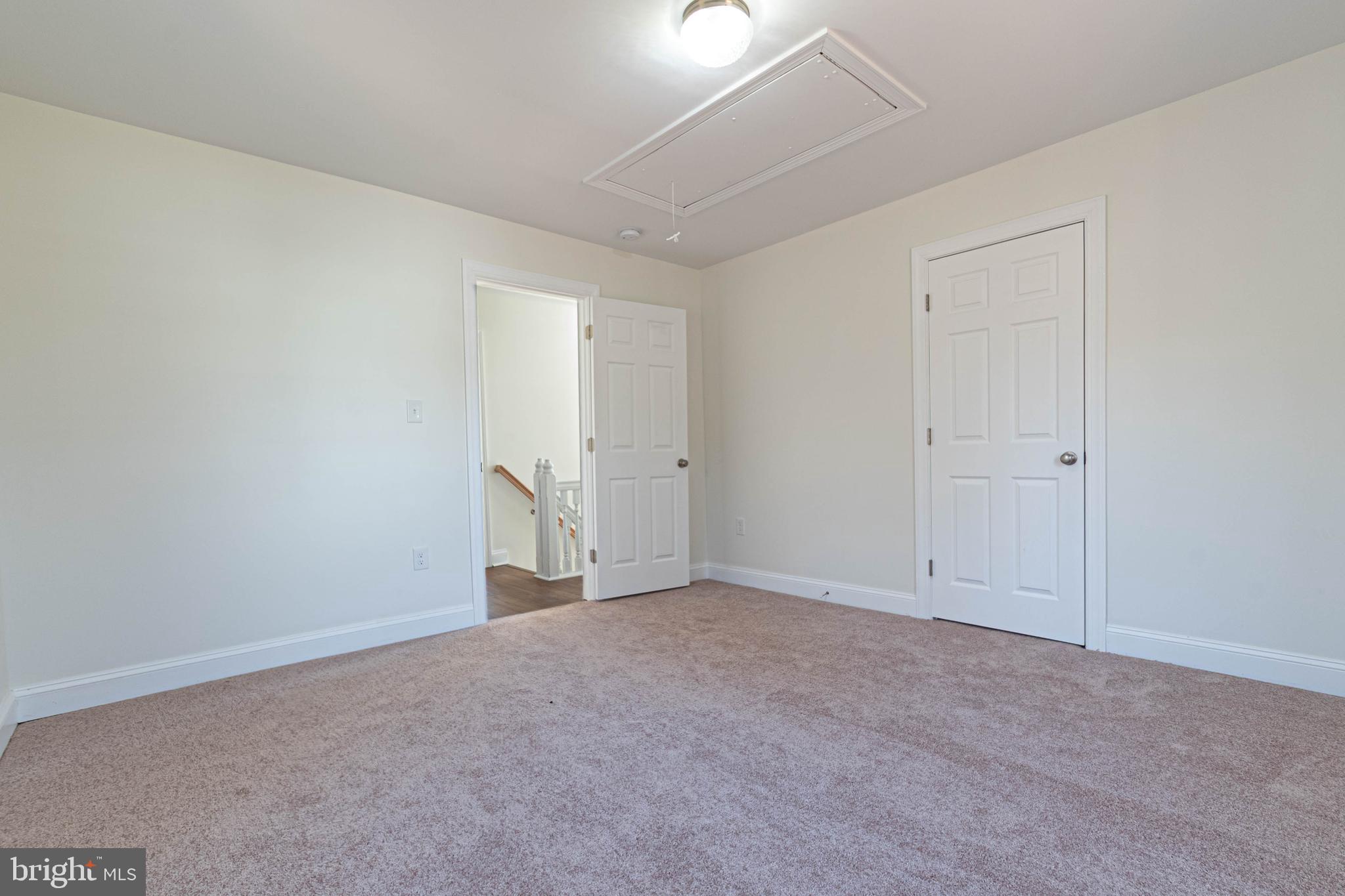 HYATTSVILLE - Residential