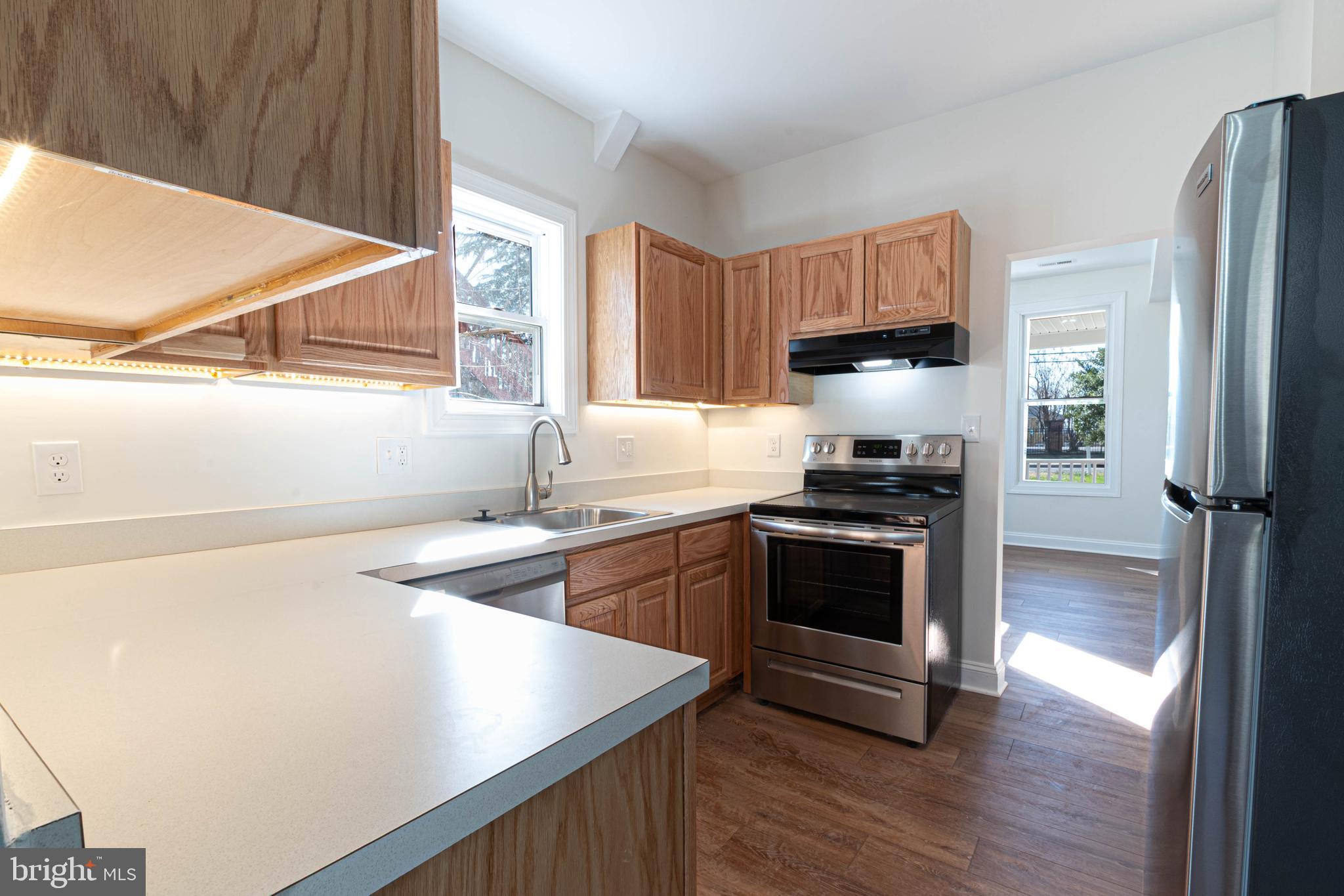 HYATTSVILLE - Residential