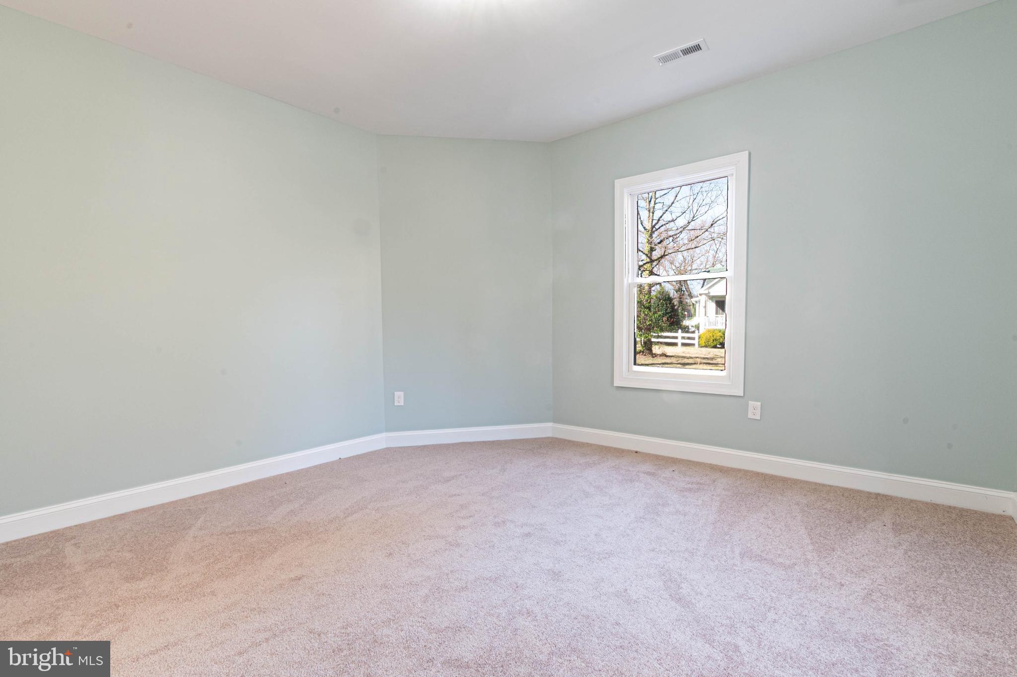 HYATTSVILLE - Residential