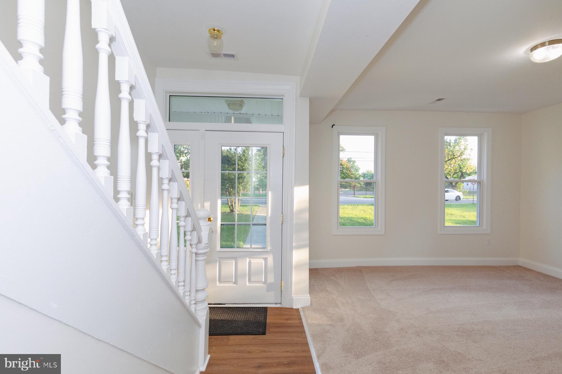 HYATTSVILLE - Residential